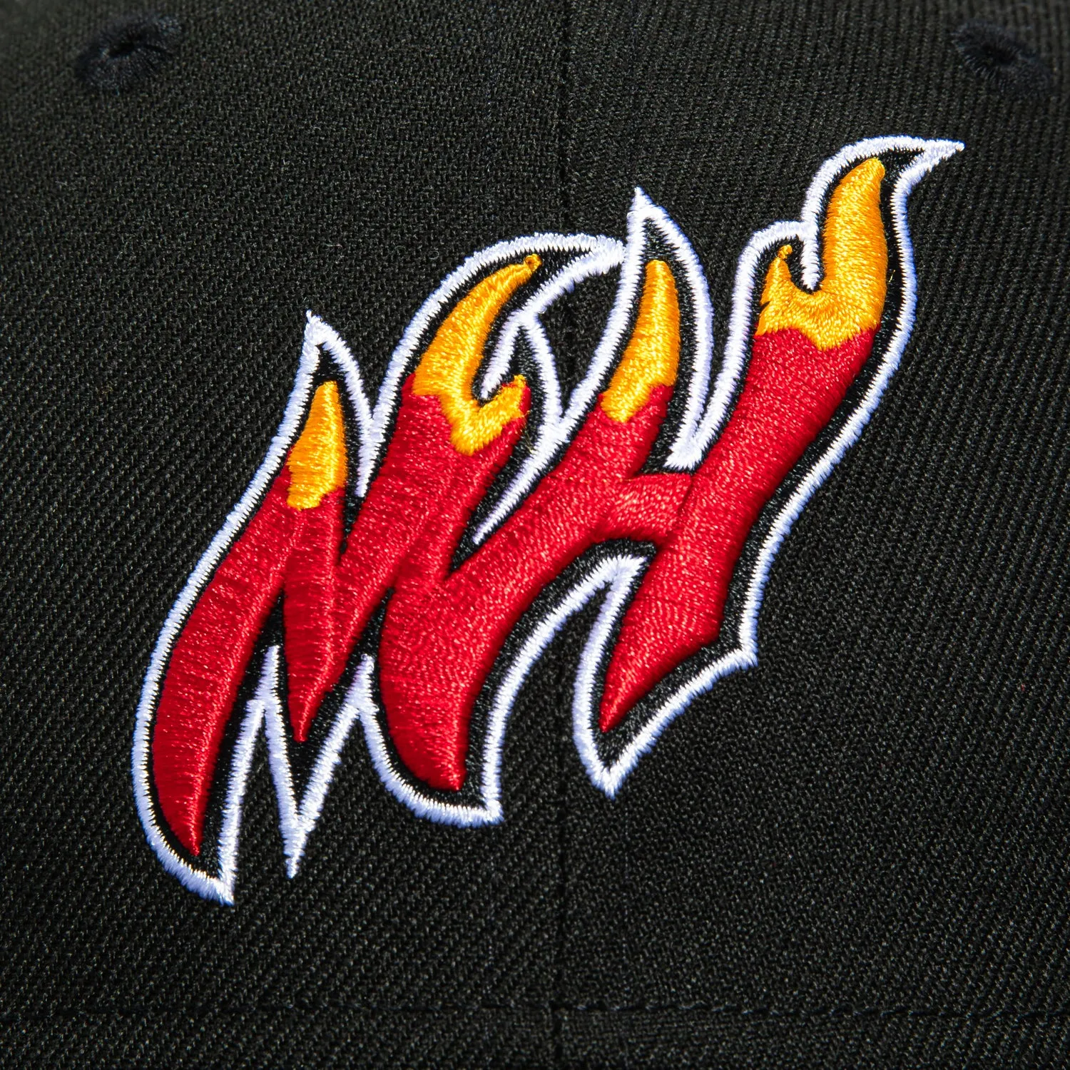 New Era 59Fifty Miami Heat 1999 Alternate Hat - Black sold by Hat Club product image thumbnail 4