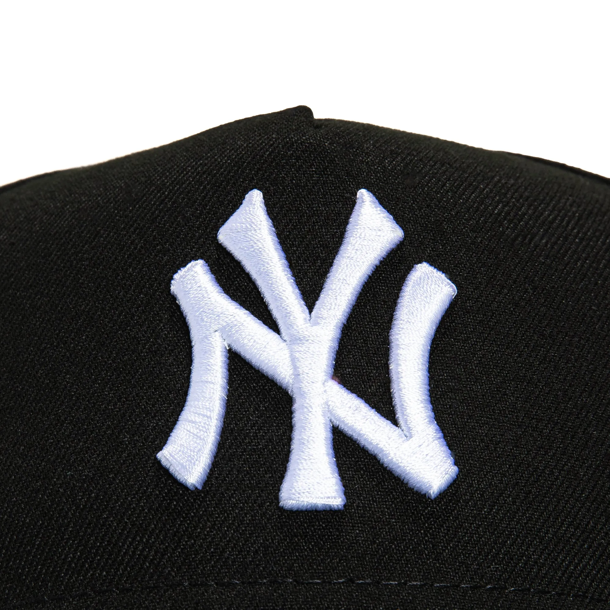New Era 9Forty A-Frame New York Yankees 1999 World Series Patch Snapback Hat - Black, Green sold by Hat Club product image thumbnail 3