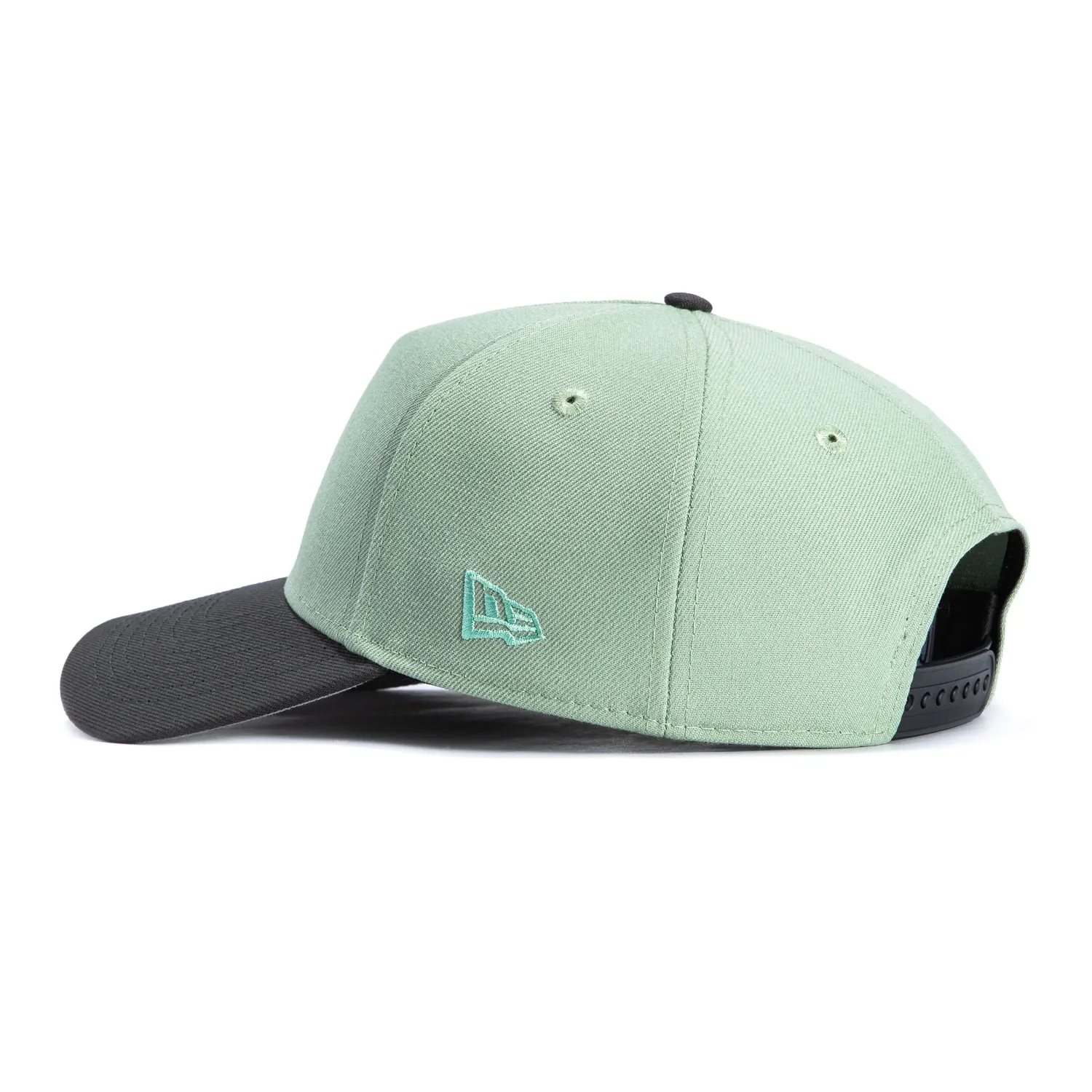 New Era 9Forty A-Frame New York Yankees 2000 World Series Patch Snapback Hat - Everest Green, Graphite sold by Hat Club product image thumbnail 2