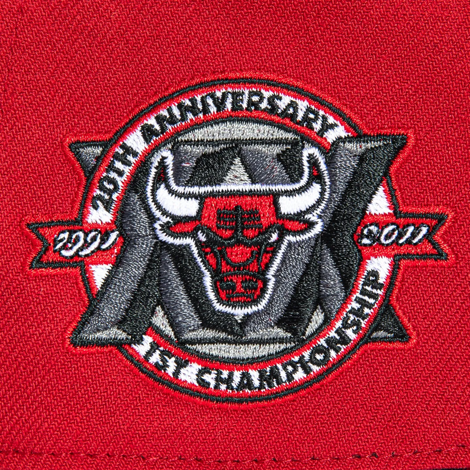 Mitchell & Ness Pro Pinch Chicago Bulls 20th Anniversary Patch Snapback Hat - Red sold by Hat Club product image thumbnail 4