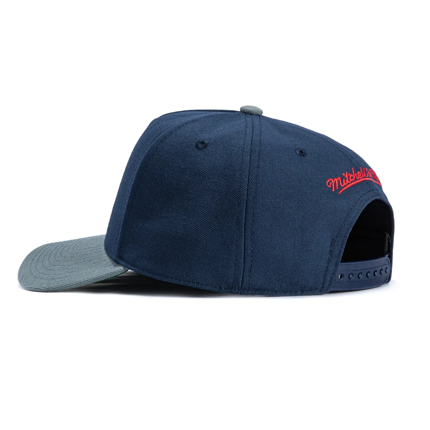 Mitchell & Ness Pro Pinch Los Angeles Clippers 10th Anniversary Patch Snapback Hat - Navy, Grey sold by Hat Club product image thumbnail 2