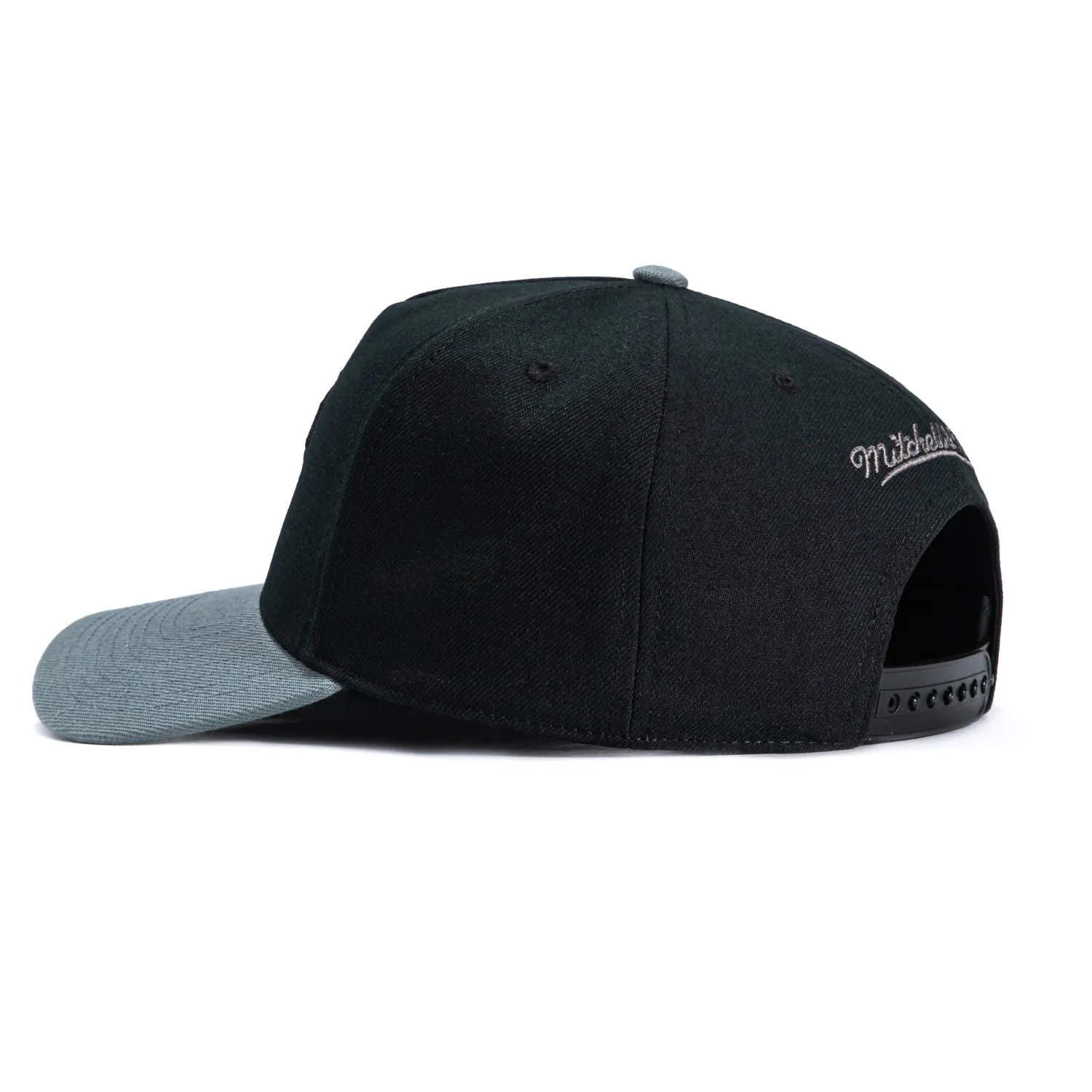 Mitchell & Ness Toronto Raptors 10th Anniversary Patch Snapback Hat - Black, Grey sold by Hat Club product image thumbnail 2