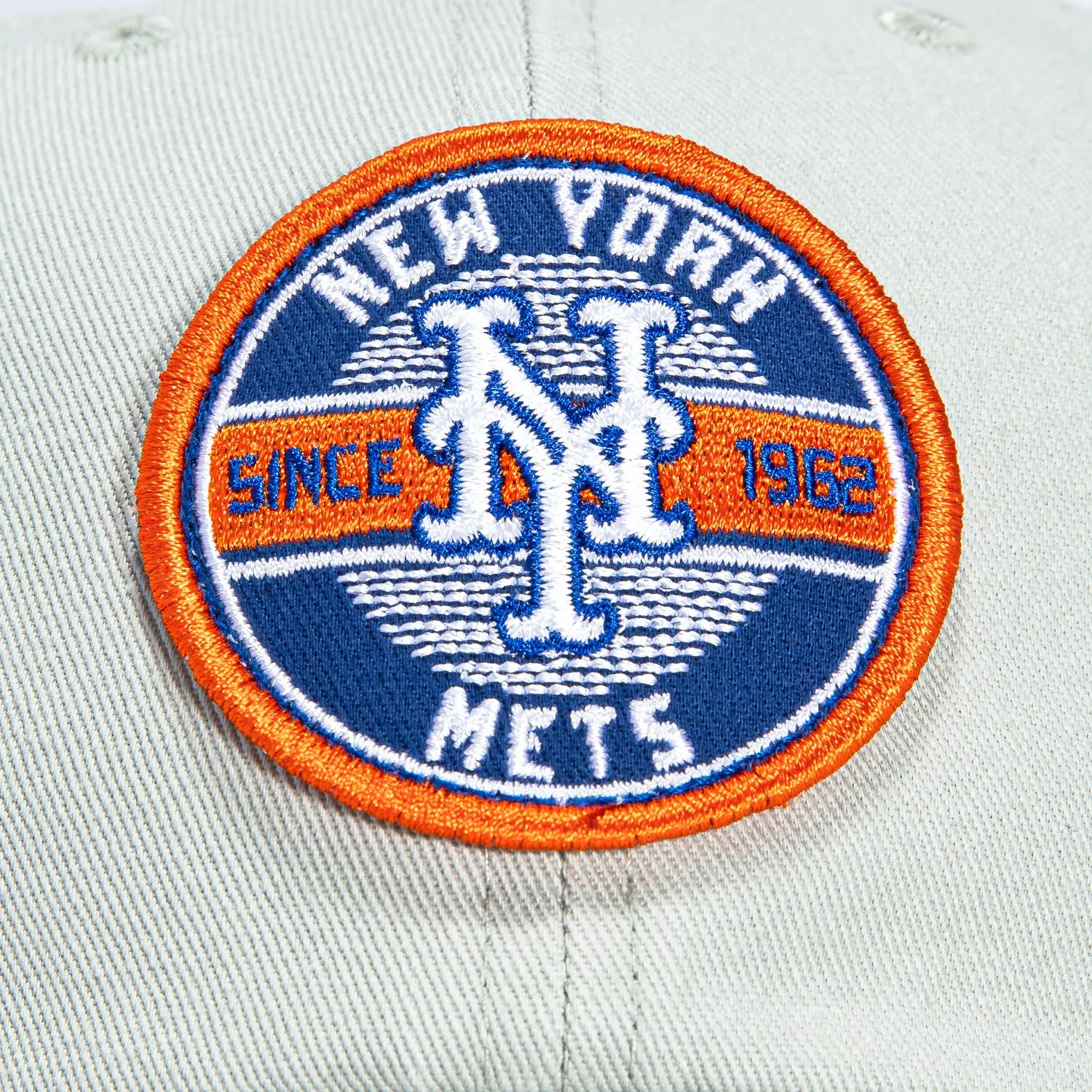47 Brand Cleanup New York Mets Circle Est. 1962 Patch Strapback Hat - Grey sold by Hat Club product image thumbnail 3