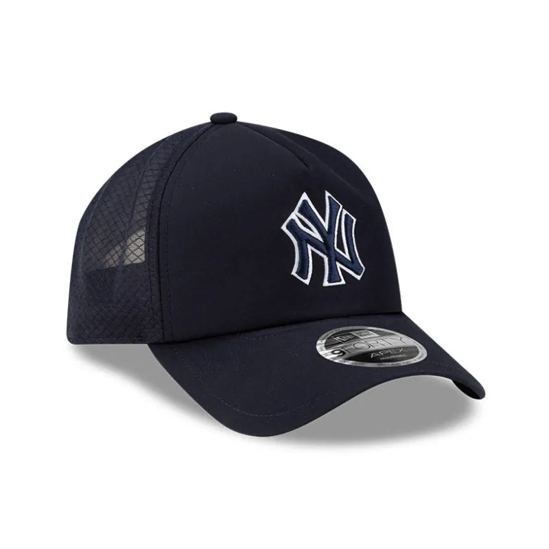 New Era 9Forty Apex New York Yankees 2026 Batting Practice Snapback Hat - Navy made by New Era