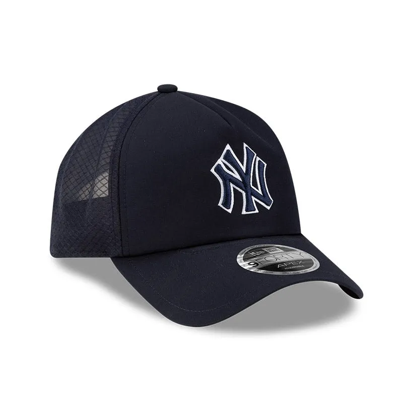 New Era 9Forty Apex New York Yankees 2026 Batting Practice Snapback Hat - Navy sold by Hat Club