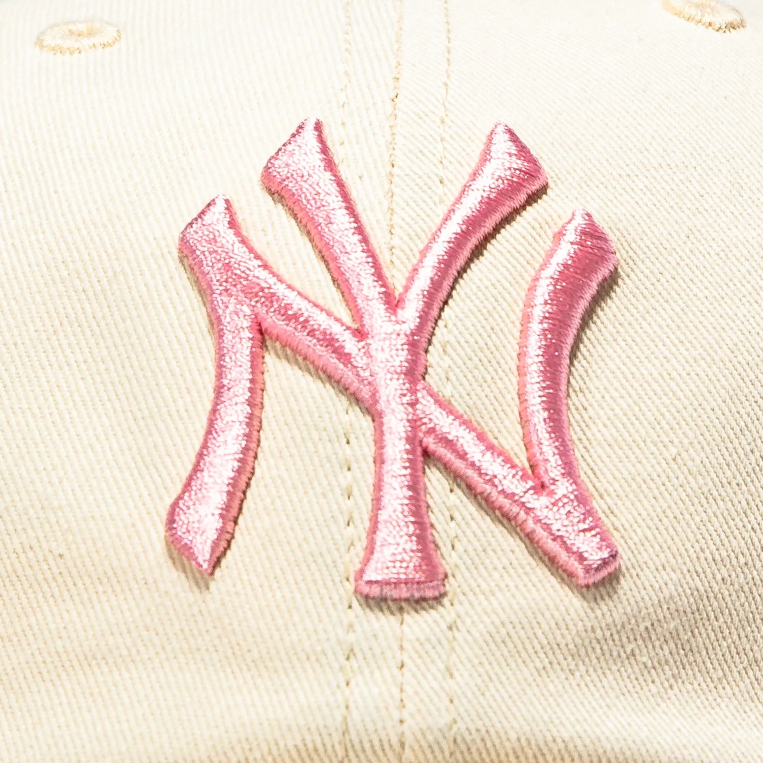 47 Brand Cleanup New York Yankees Strapback Hat - Stone, Pink sold by Hat Club product image thumbnail 2