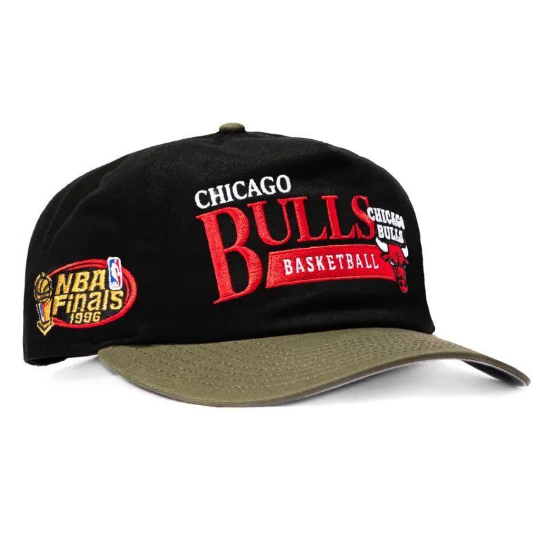 New Era 19Twenty Chicago Bulls 1996 NBA Finals Trophy Patch Vintage Word Snapback Pre-Curved Hat - Black, Olive made by New Era