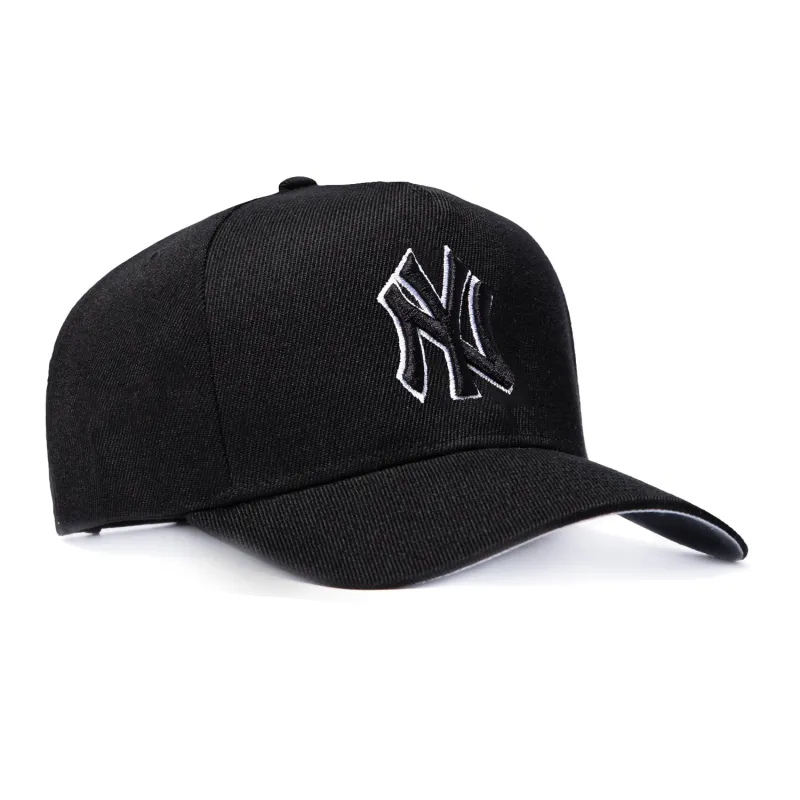 Mitchell & Ness Pro Pinch New York Yankees Snapback Hat - Black, Black, White made by Mitchell & Ness