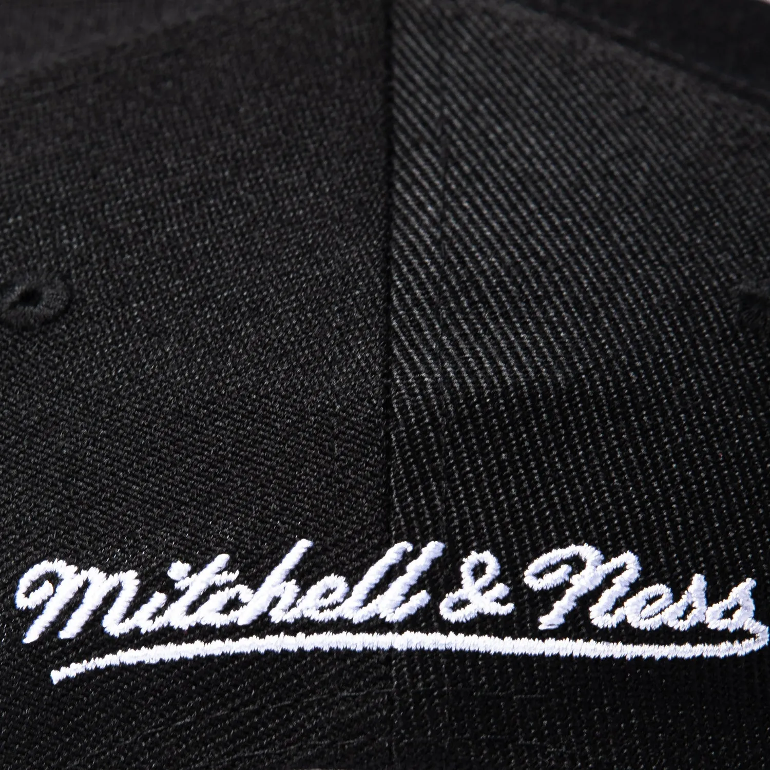 Mitchell & Ness Pro Pinch New York Yankees Snapback Hat - Black, Black, White sold by Hat Club product image thumbnail 4
