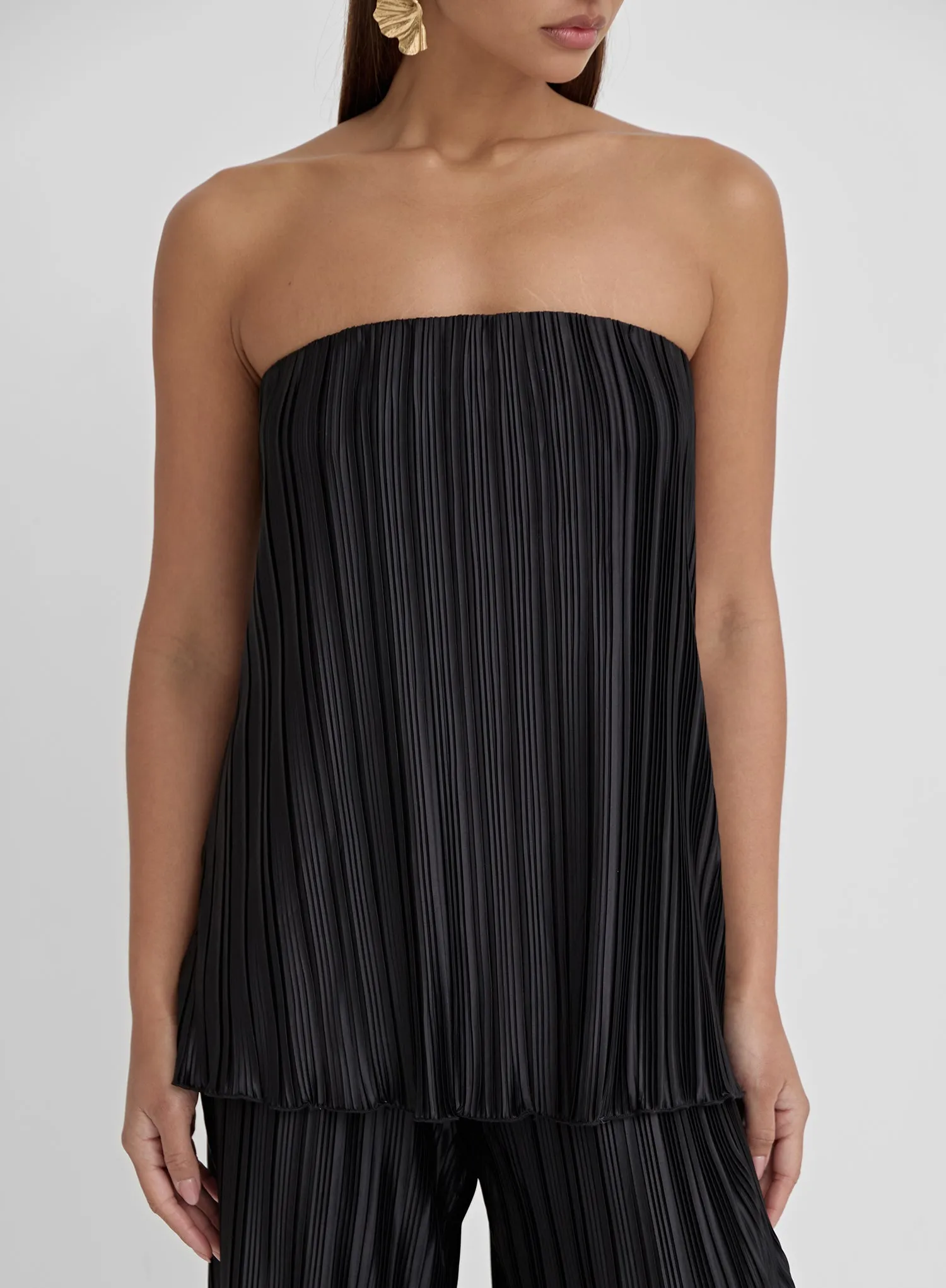 Black Plisse Bandeau Top- Olivia sold by 4th and Reckless product image thumbnail 4