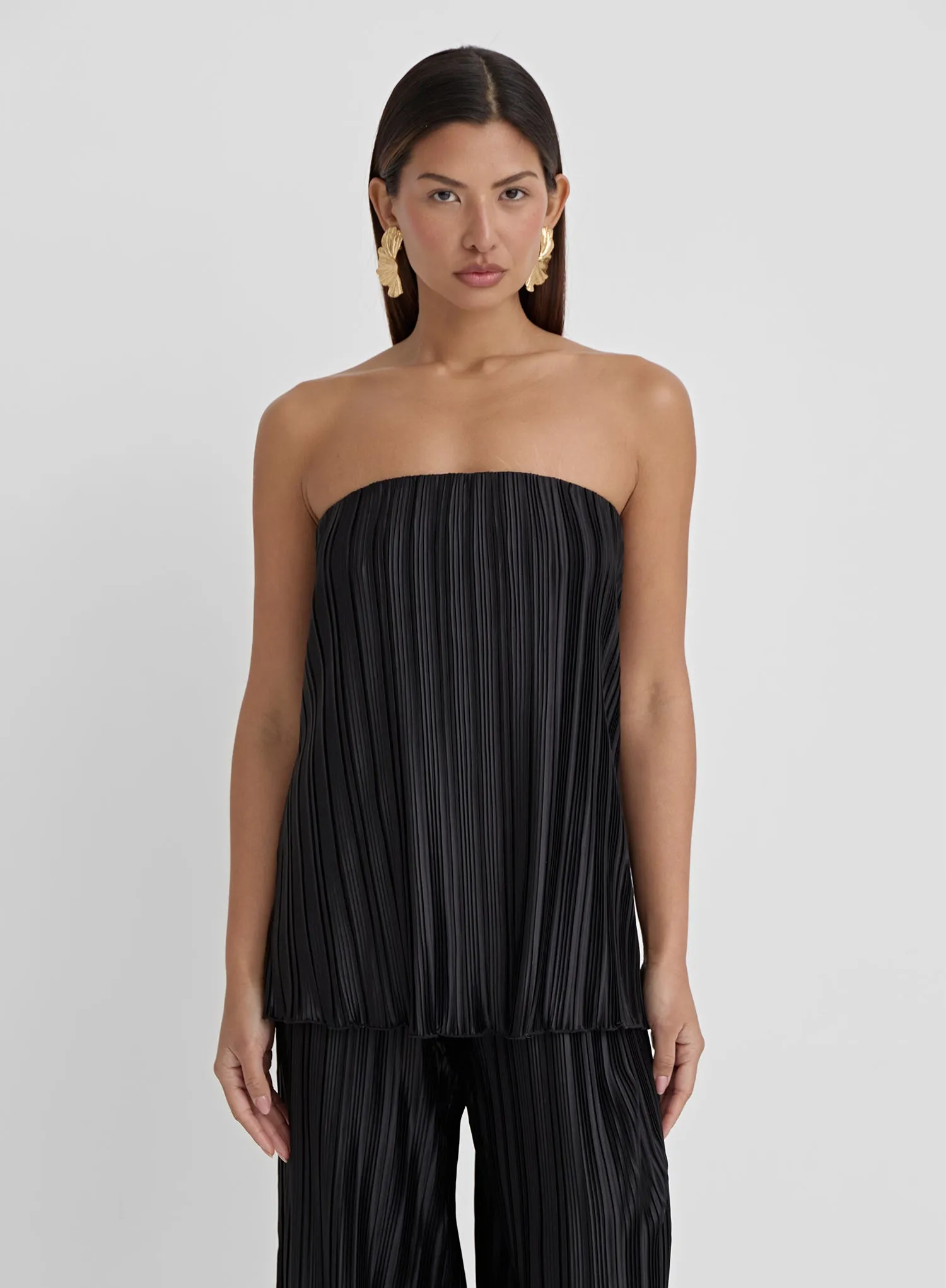 Black Plisse Bandeau Top- Olivia sold by 4th and Reckless product image thumbnail 3