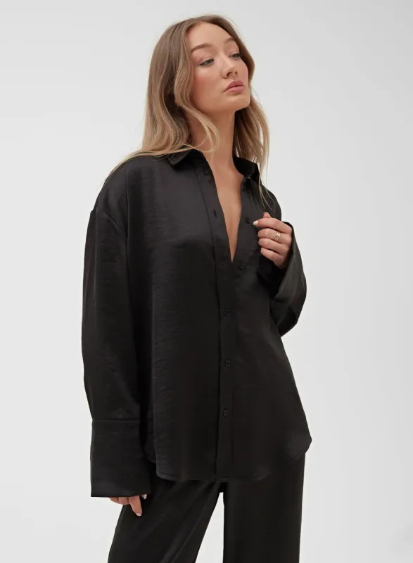 Black Oversized Satin Shirt – Alex sold by 4th and Reckless