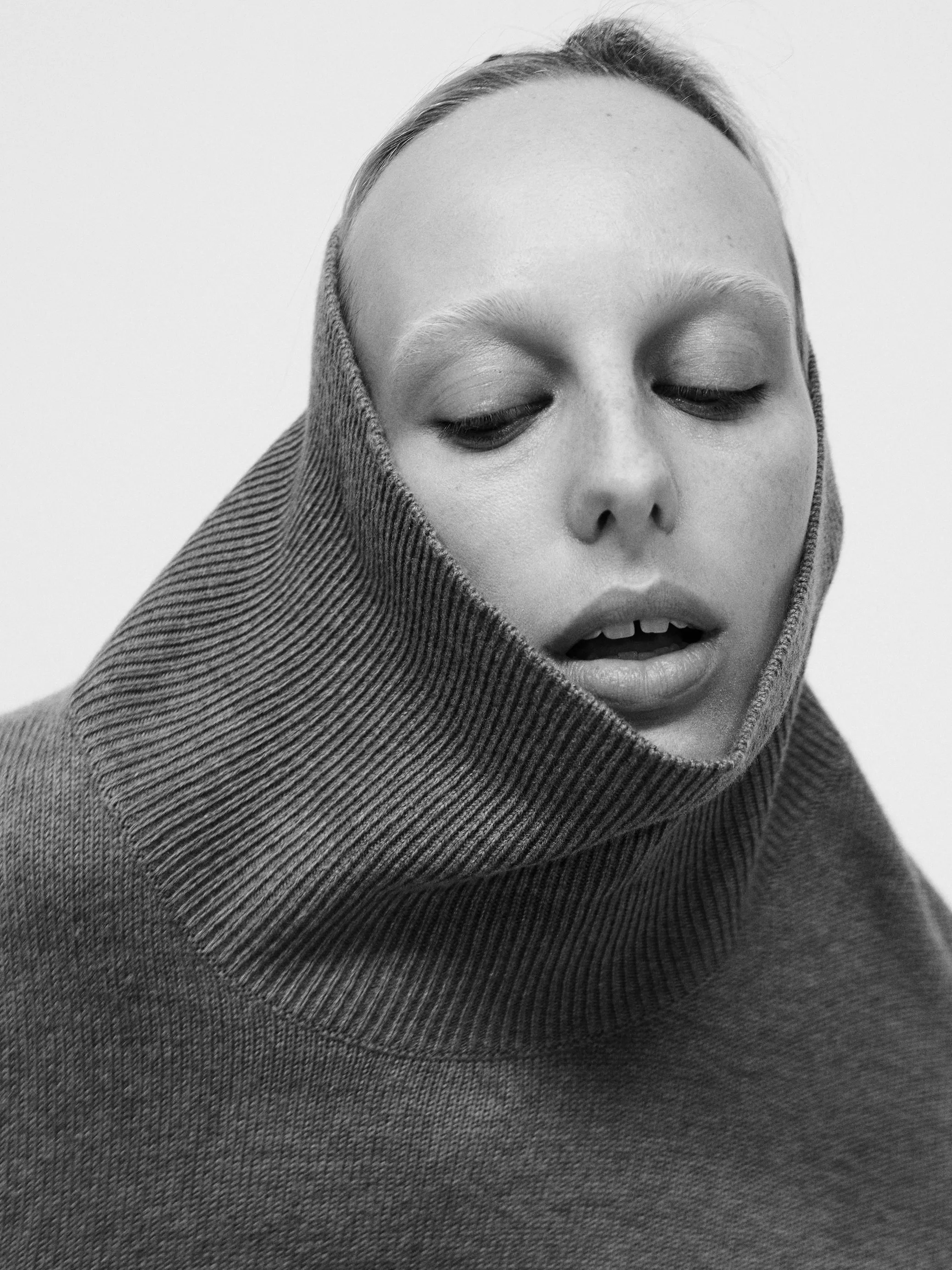 04 Oversized Turtleneck | Biscuit sold by Paris Georgia product image thumbnail 5