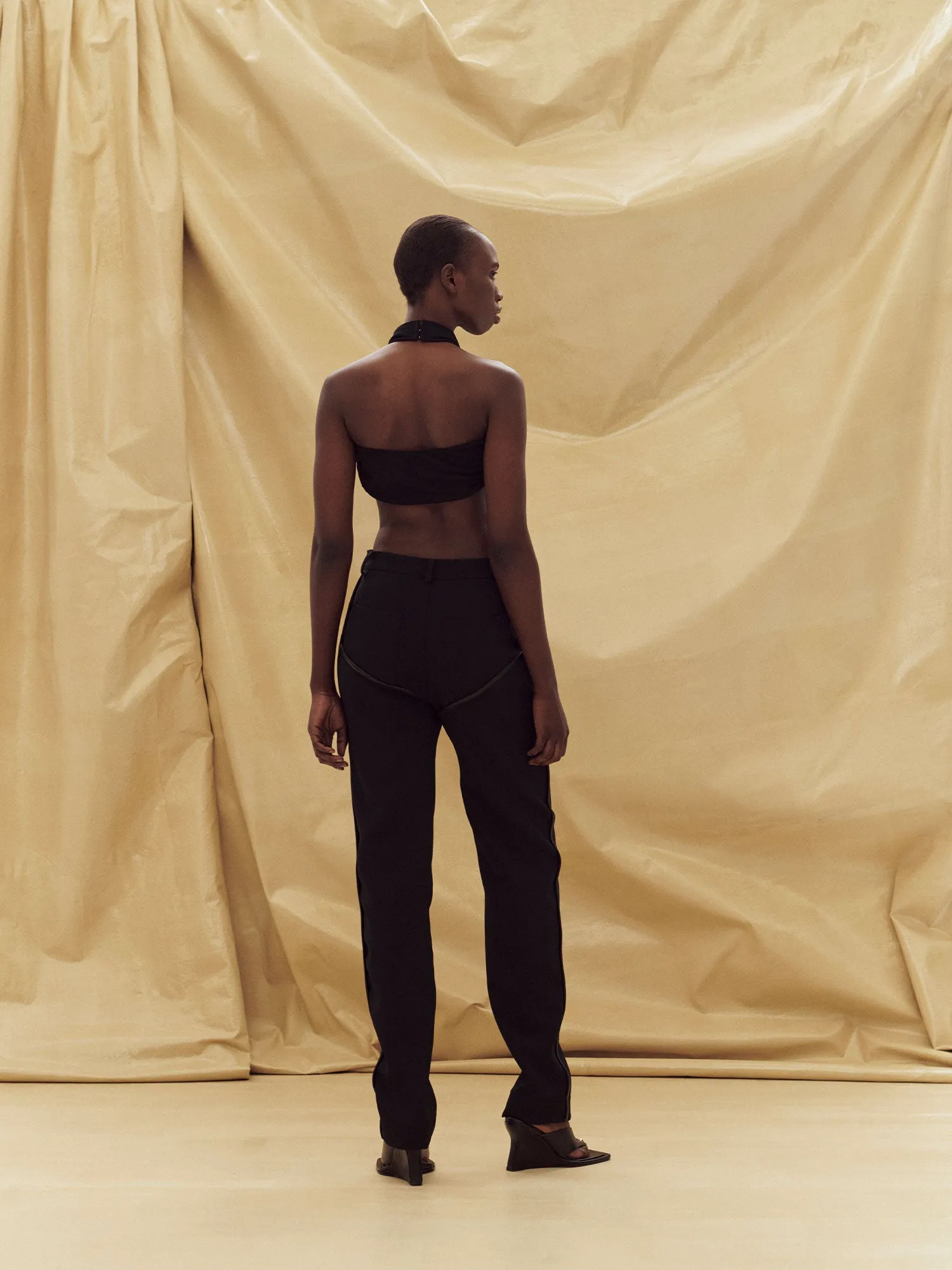 07 HOOK STRAIGHT LEG TROUSER | BLACK sold by Paris Georgia product image thumbnail 4