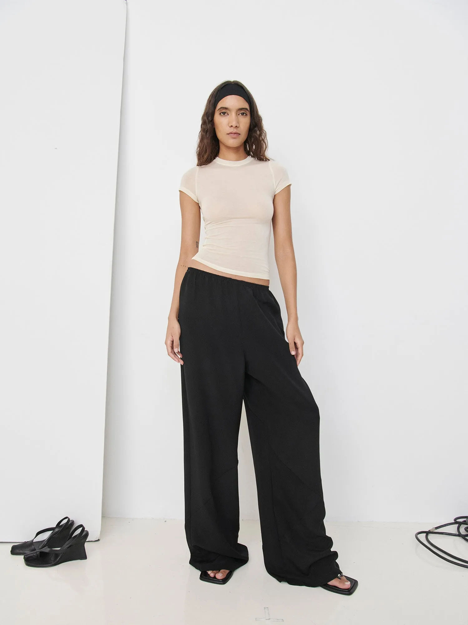 Elemental Bias Lounge Pant | Black sold by Paris Georgia