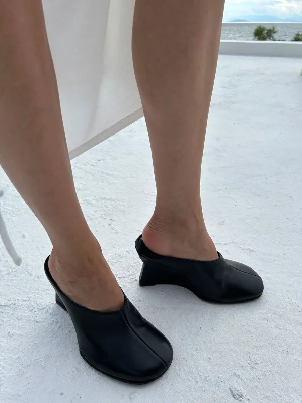 Lucille Mule | Black made by Paris Georgia