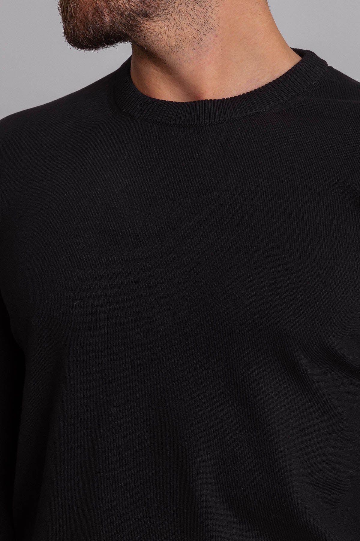 MCR MEN'S CREW NECK SWEATER- BLACK sold by Esco Clothiers product image thumbnail 2