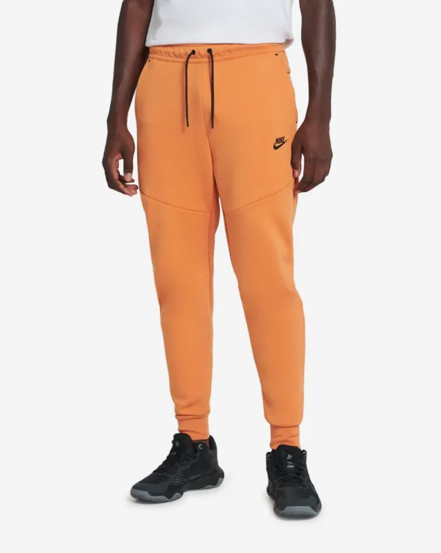 NSW Tech Fleece Joggers sold by Jimmy Jazz