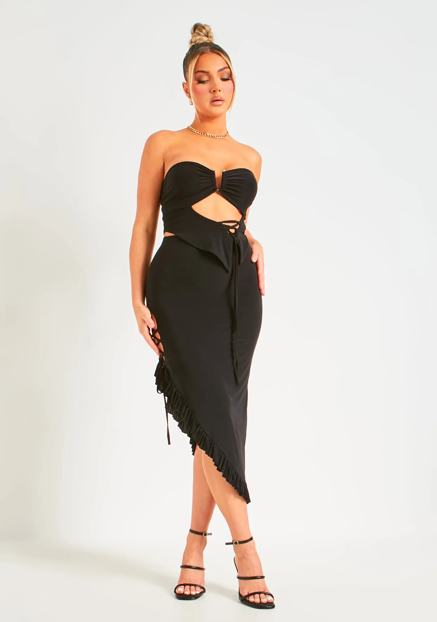 Emilie Black Slinky Lace Up Detail Bandeau Crop Top sold by Missy Empire product image thumbnail 4