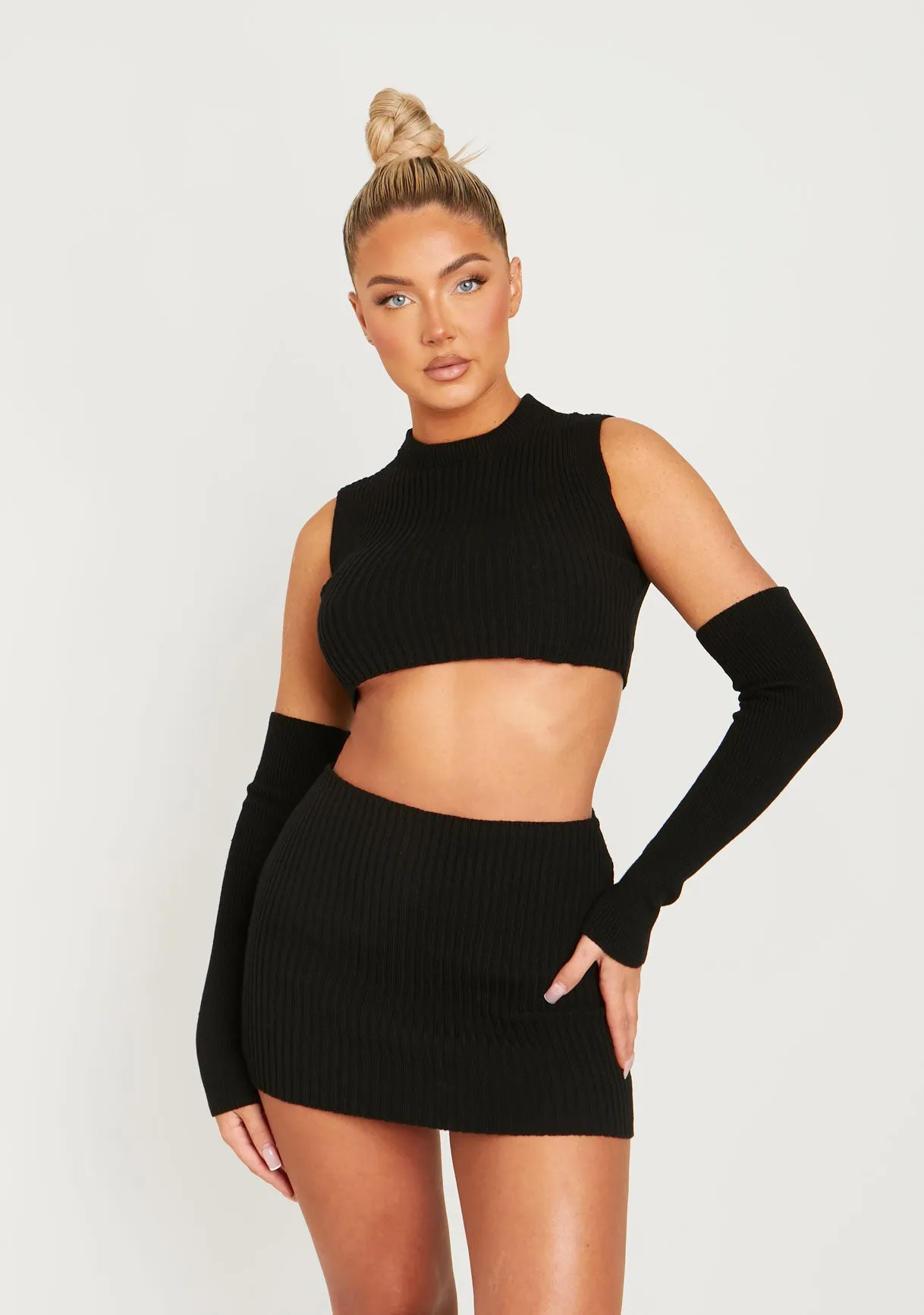 Jeni Black Knitted Micro Mini Skirt sold by Missy Empire product image thumbnail 2