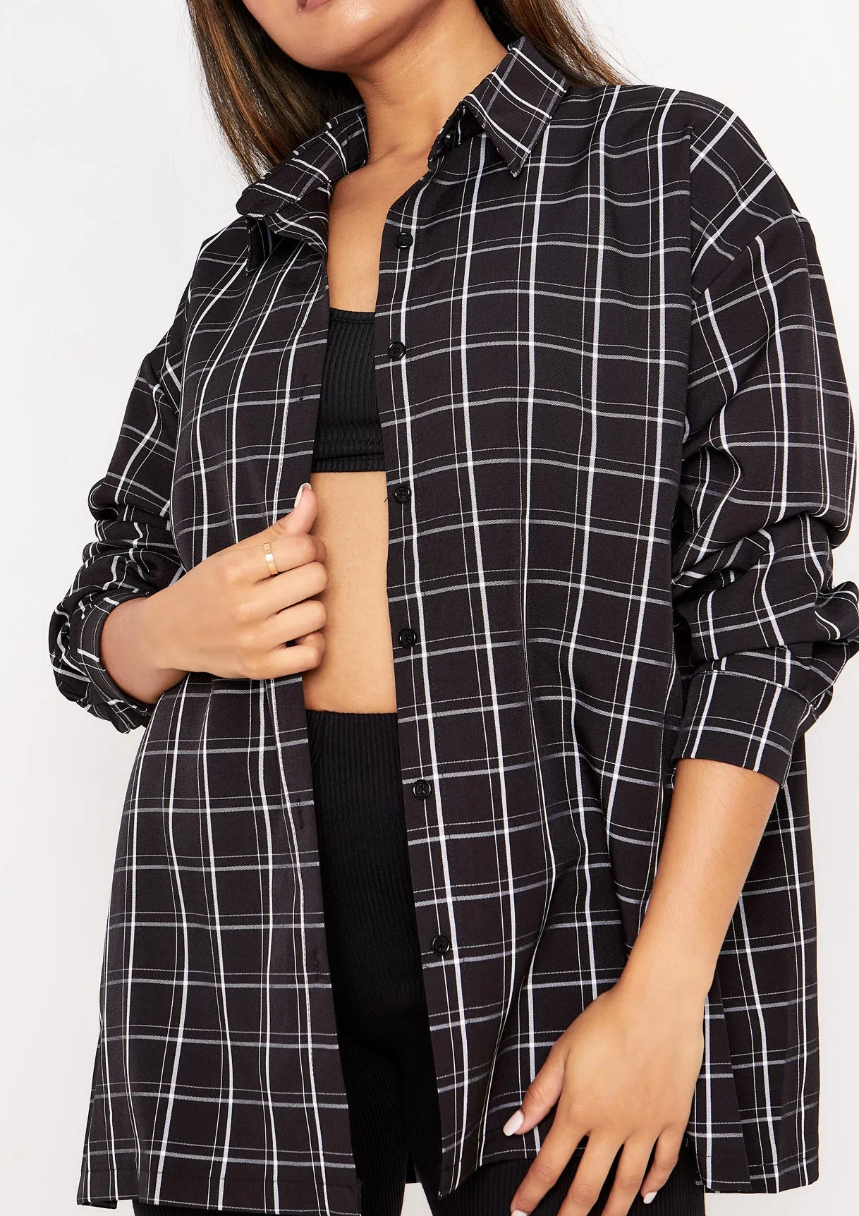 Teresa Black And White Longline Checked Oversized Shirt sold by Missy Empire product image thumbnail 4