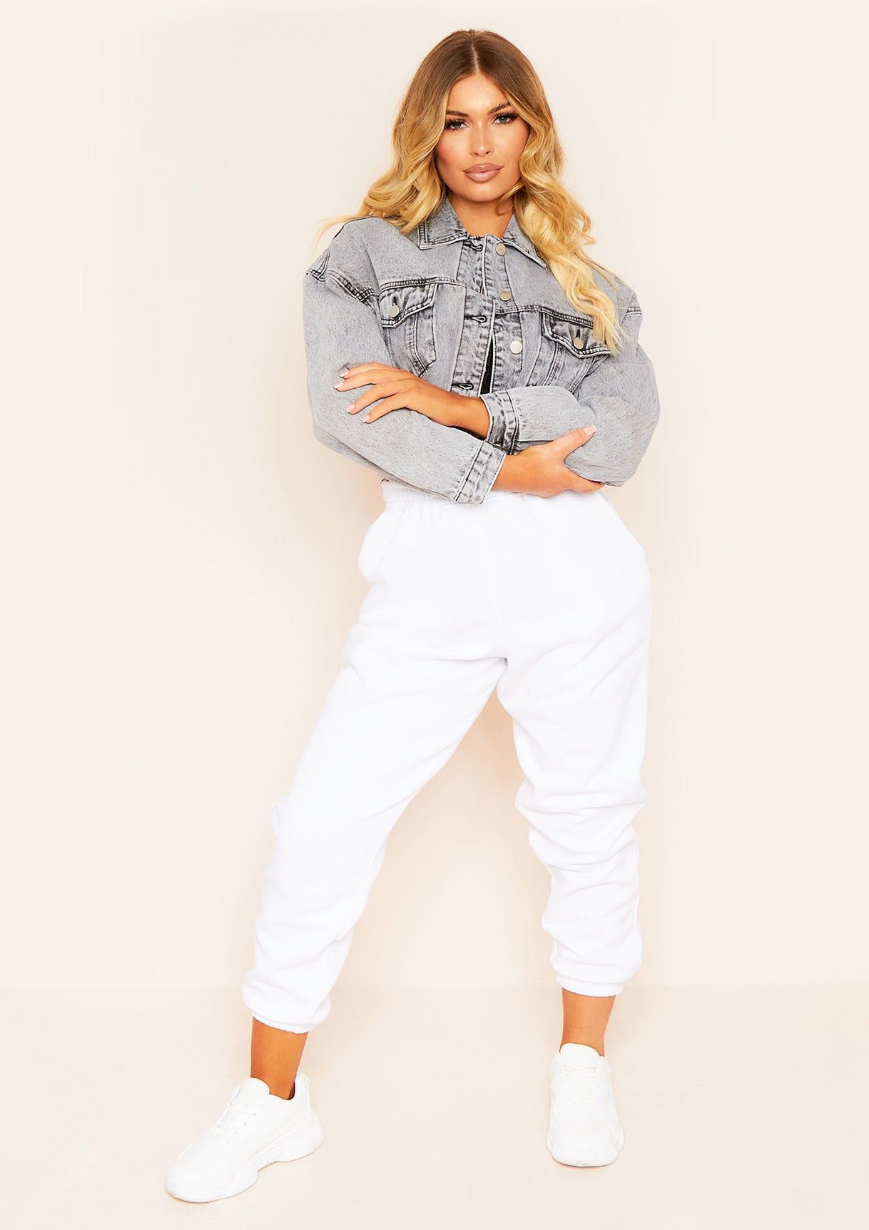 Deniz Washed Out Grey Cropped Raw Hem Denim Jacket sold by Missy Empire product image thumbnail 3