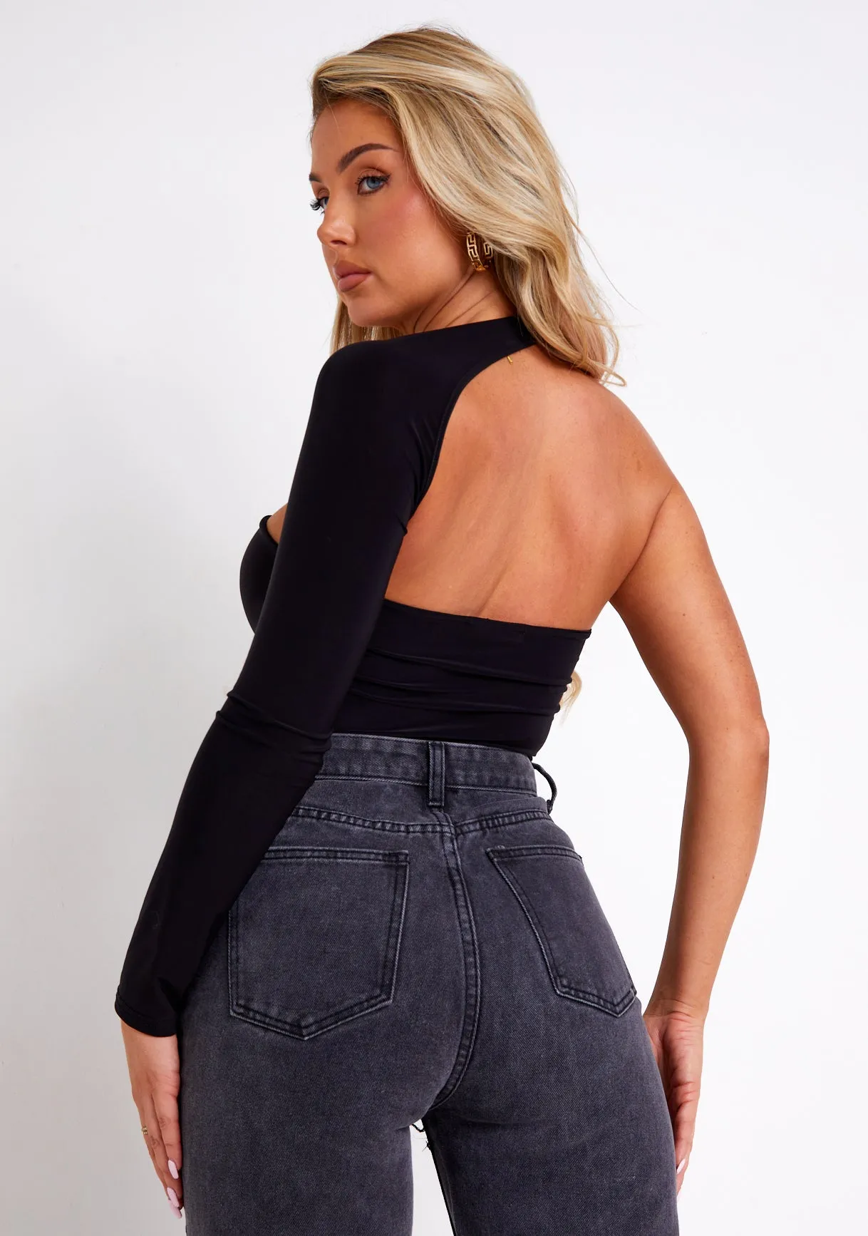 Isla Black One Sleeve Slinky Bodysuit sold by Missy Empire product image thumbnail 4