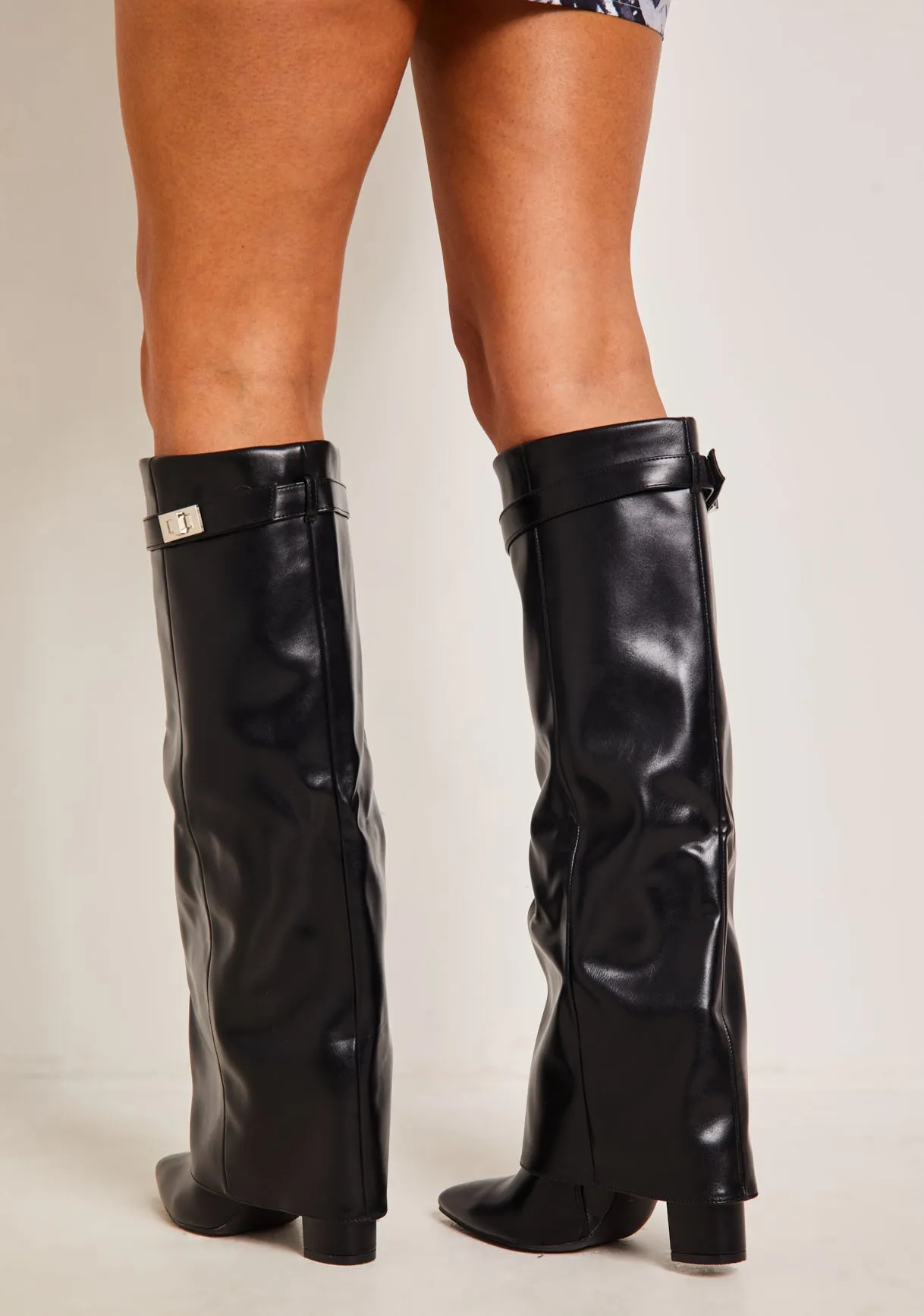 Liza Black Knee High Heeled Boots With Padlock Detail sold by Missy Empire product image thumbnail 3