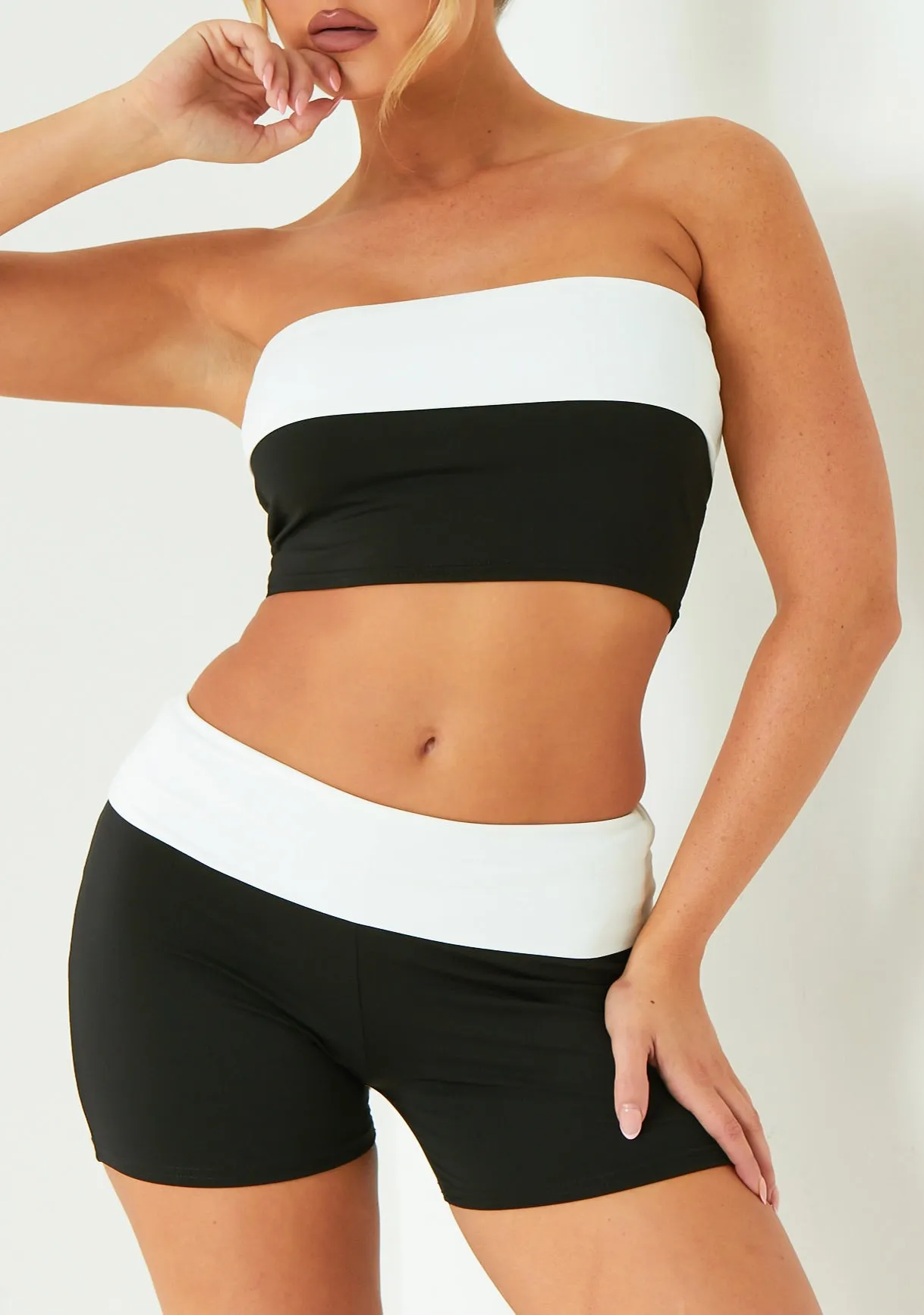 Eve Black Contrast Fold Over Cycling Short sold by Missy Empire product image thumbnail 2