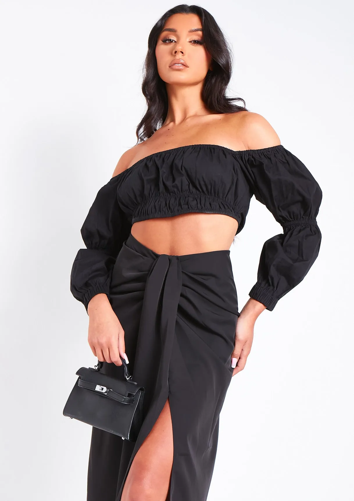 Layah Black Woven Puff Sleeve Bardot Top sold by Missy Empire product image thumbnail 4