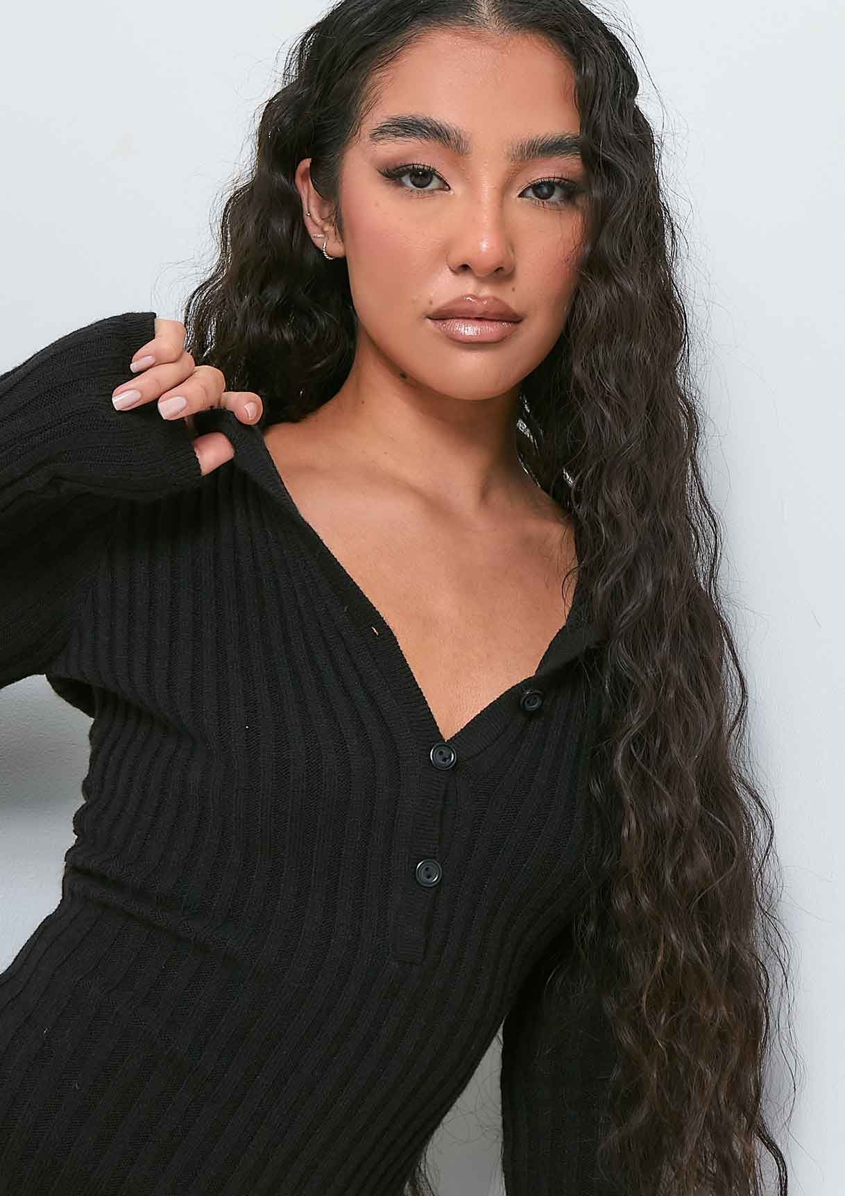 Lydia Black Knitted Ribbed Plunge Romper sold by Missy Empire product image thumbnail 3