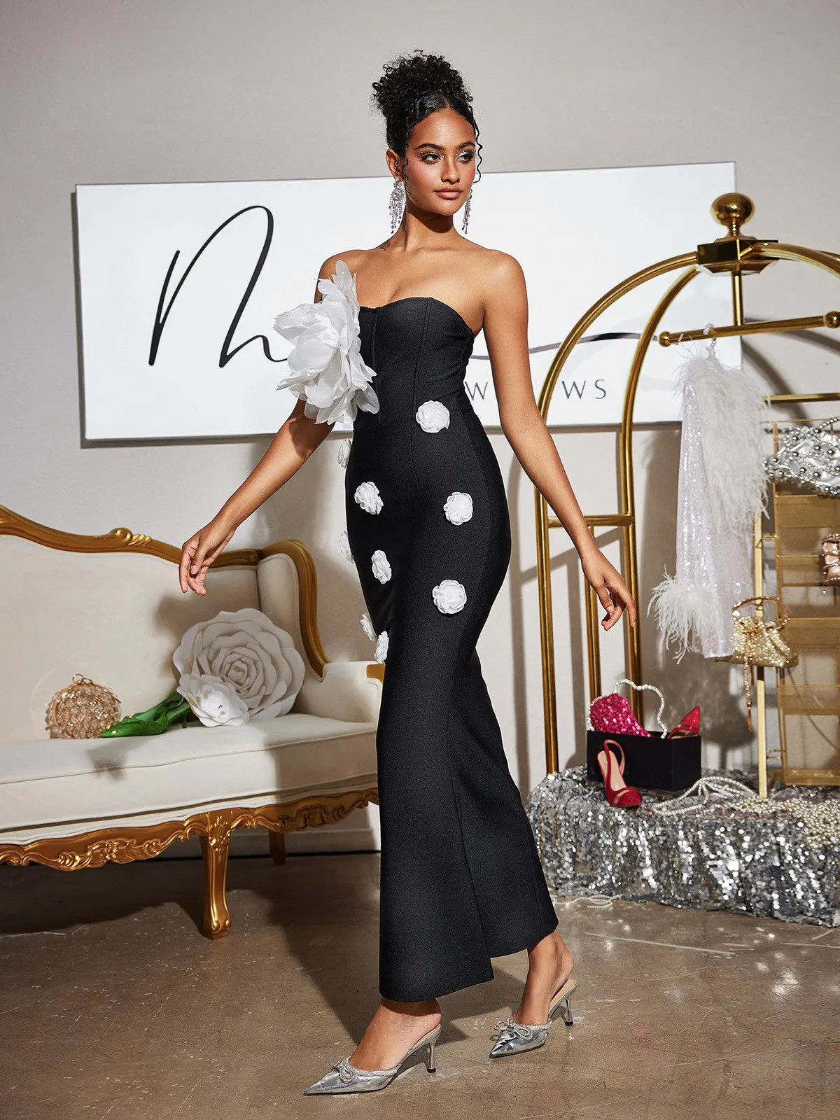 Burr Strapless Flower Bandage Maxi Dress sold by Mew Mews product image thumbnail 4