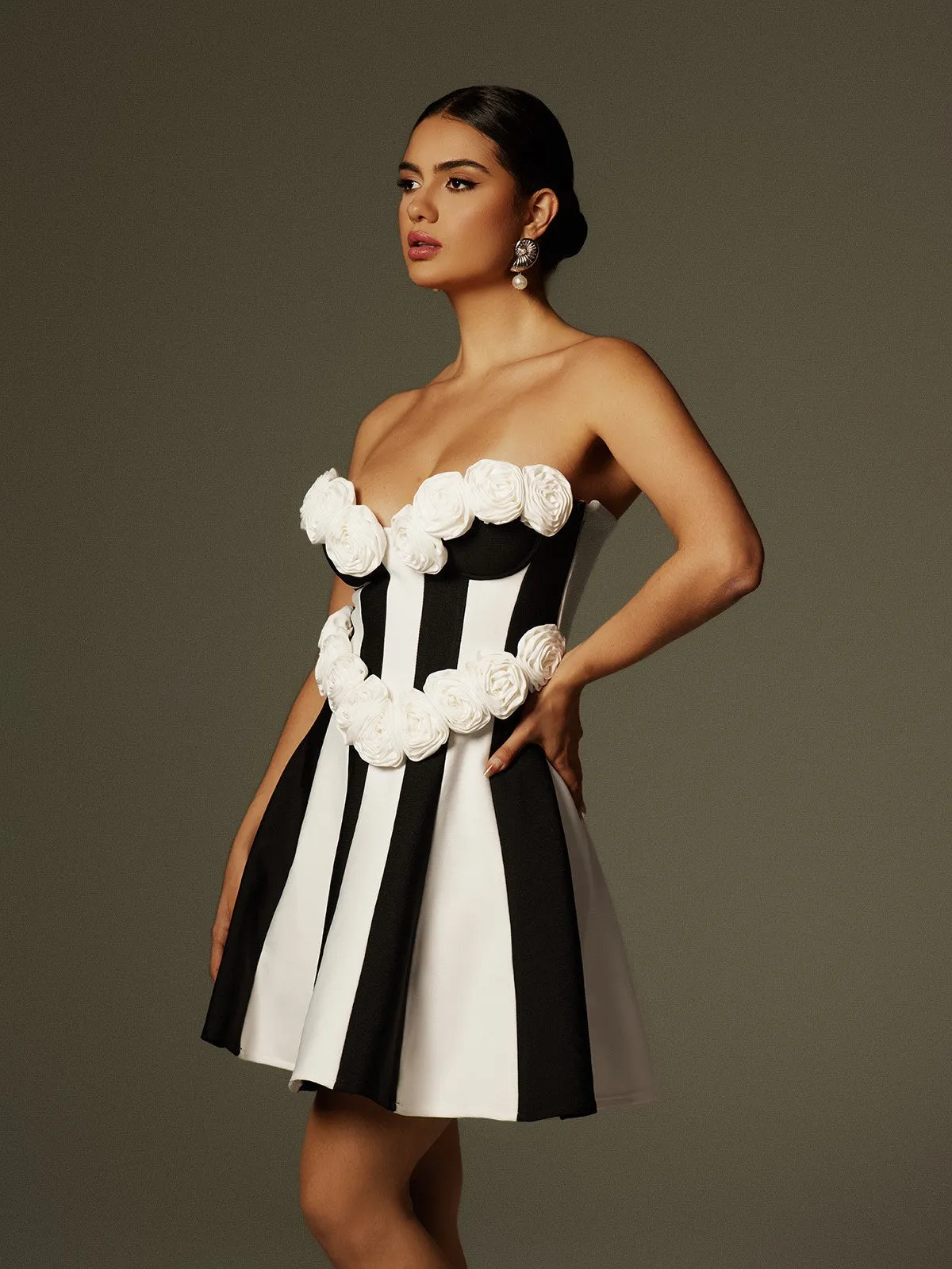 Chiyeko Strapless Flower Stripe Bandage Mini Dress sold by Mew Mews product image thumbnail 5