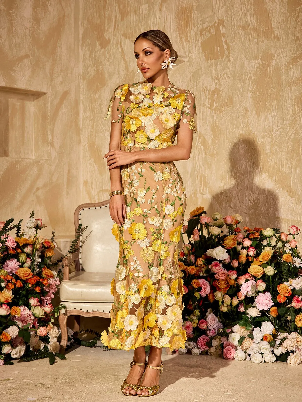 Alirio Embroidered Flower Midi Dress sold by Mew Mews product image thumbnail 5