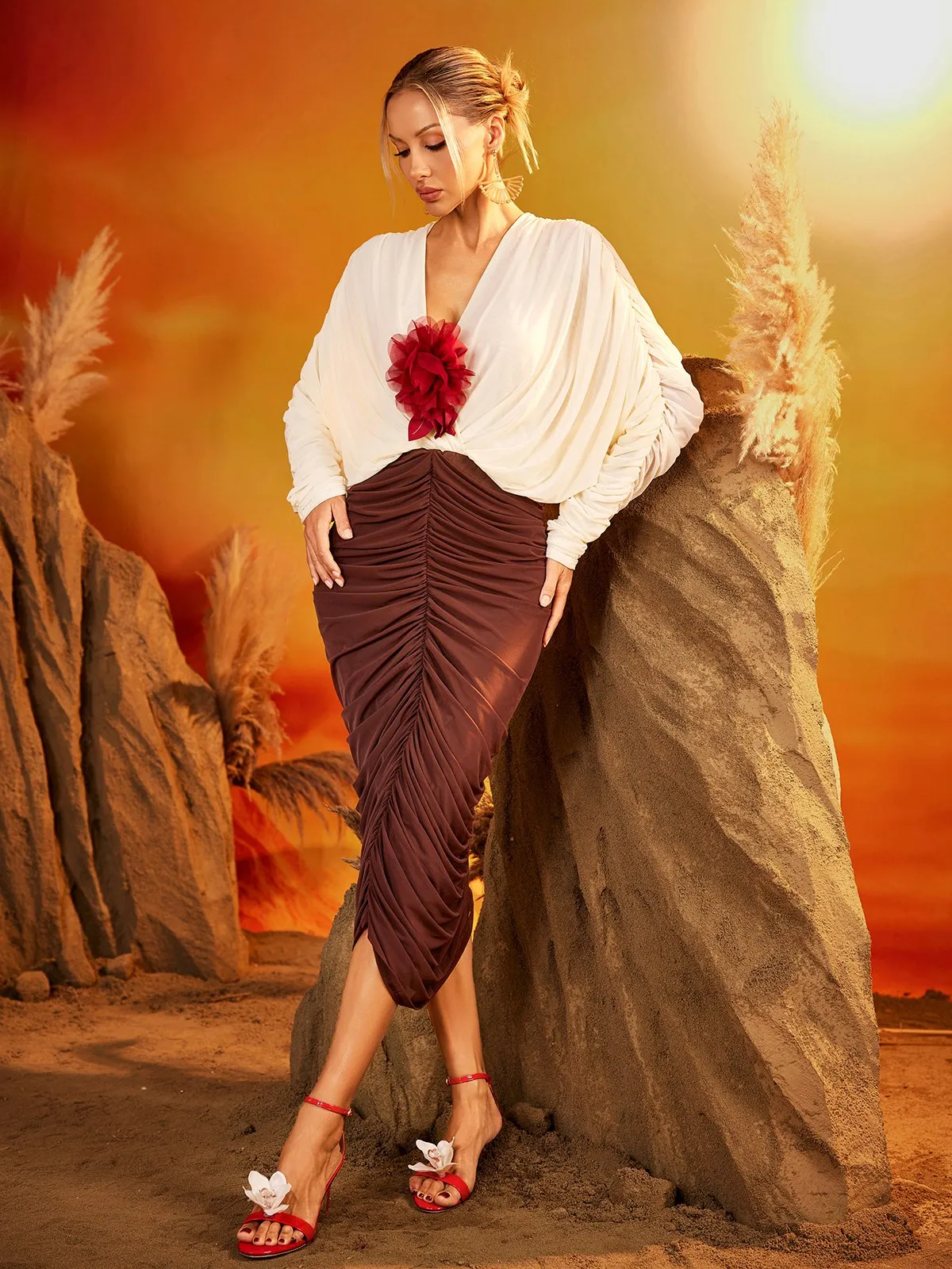 Eldrik V Neck Flower Ruched Midi Dress sold by Mew Mews product image thumbnail 5