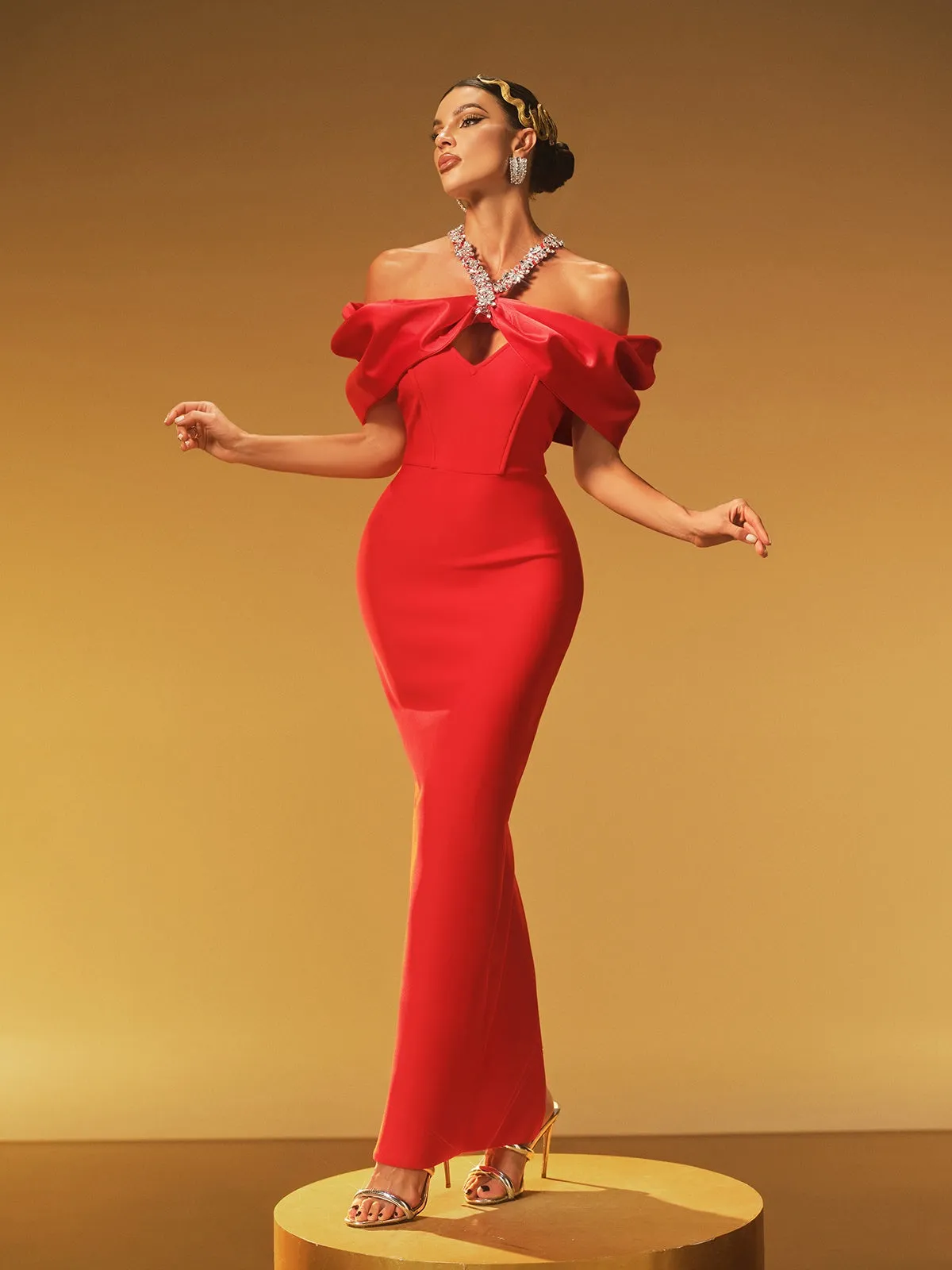 Hexelle Halterneck Crystal Bandage Dress sold by Mew Mews product image thumbnail 4