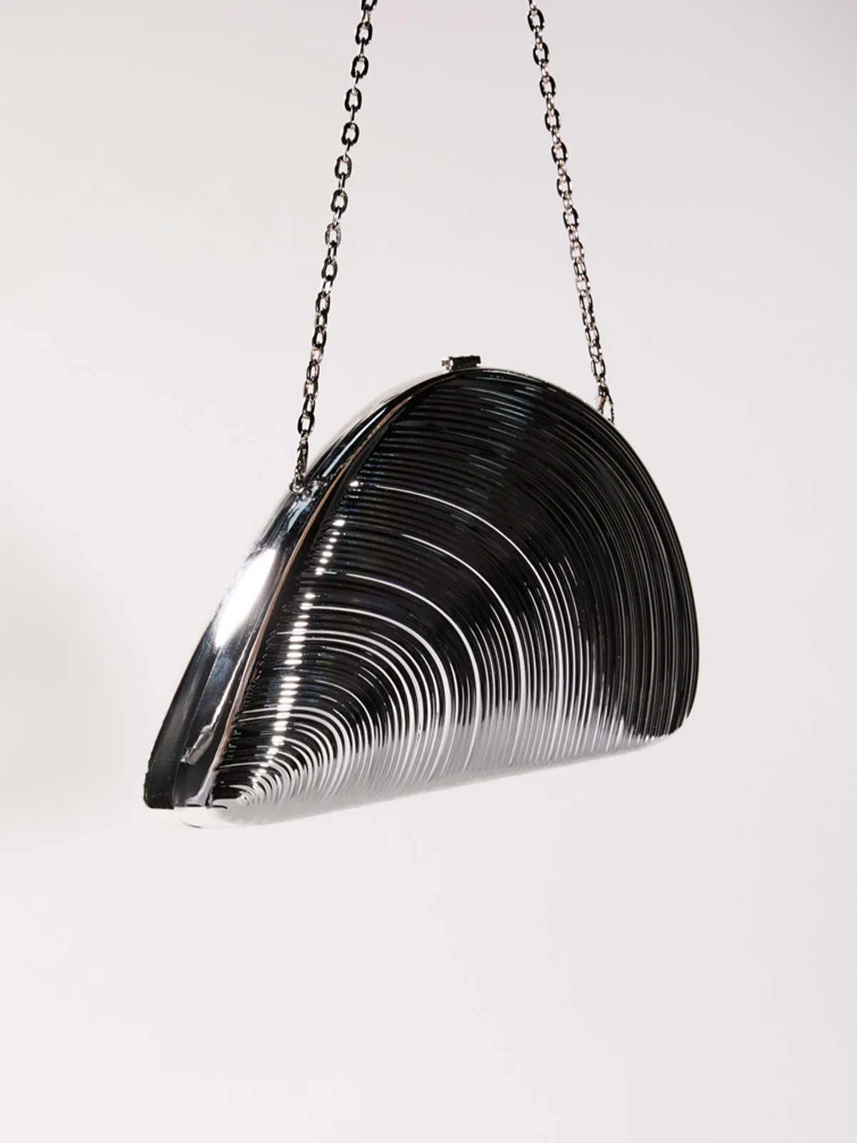 Maika Seashell Convertible Clutch In Silver sold by Mew Mews product image thumbnail 3