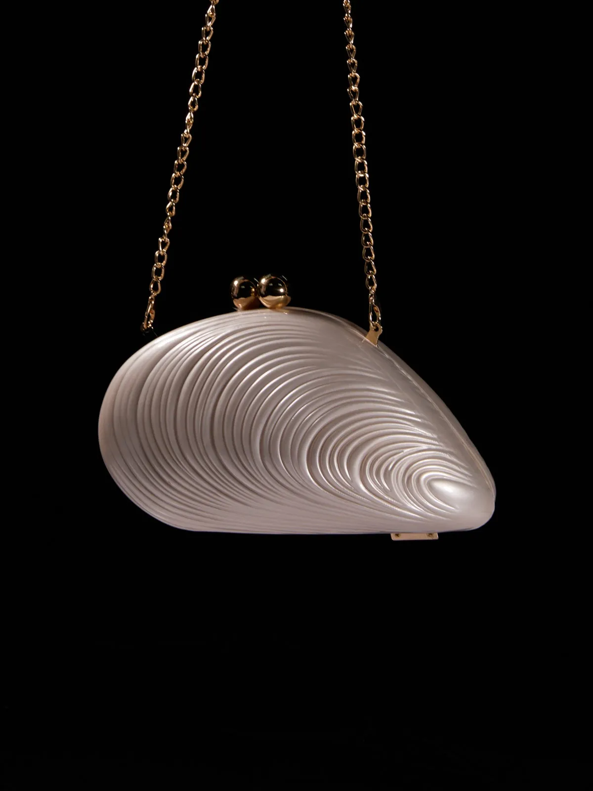 Mahin Seashell Convertible Clutch sold by Mew Mews product image thumbnail 2