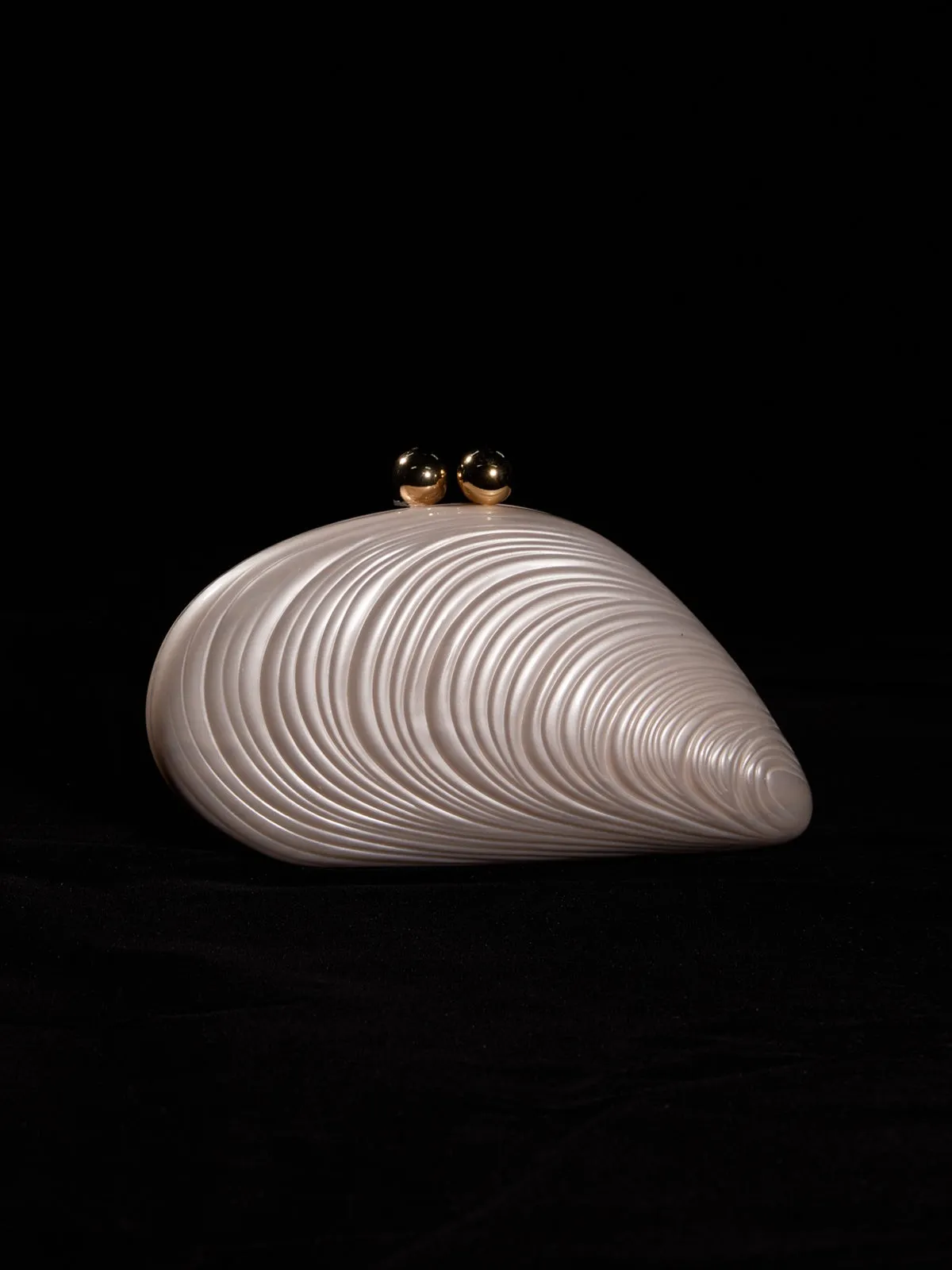 Mahin Seashell Convertible Clutch sold by Mew Mews product image thumbnail 3