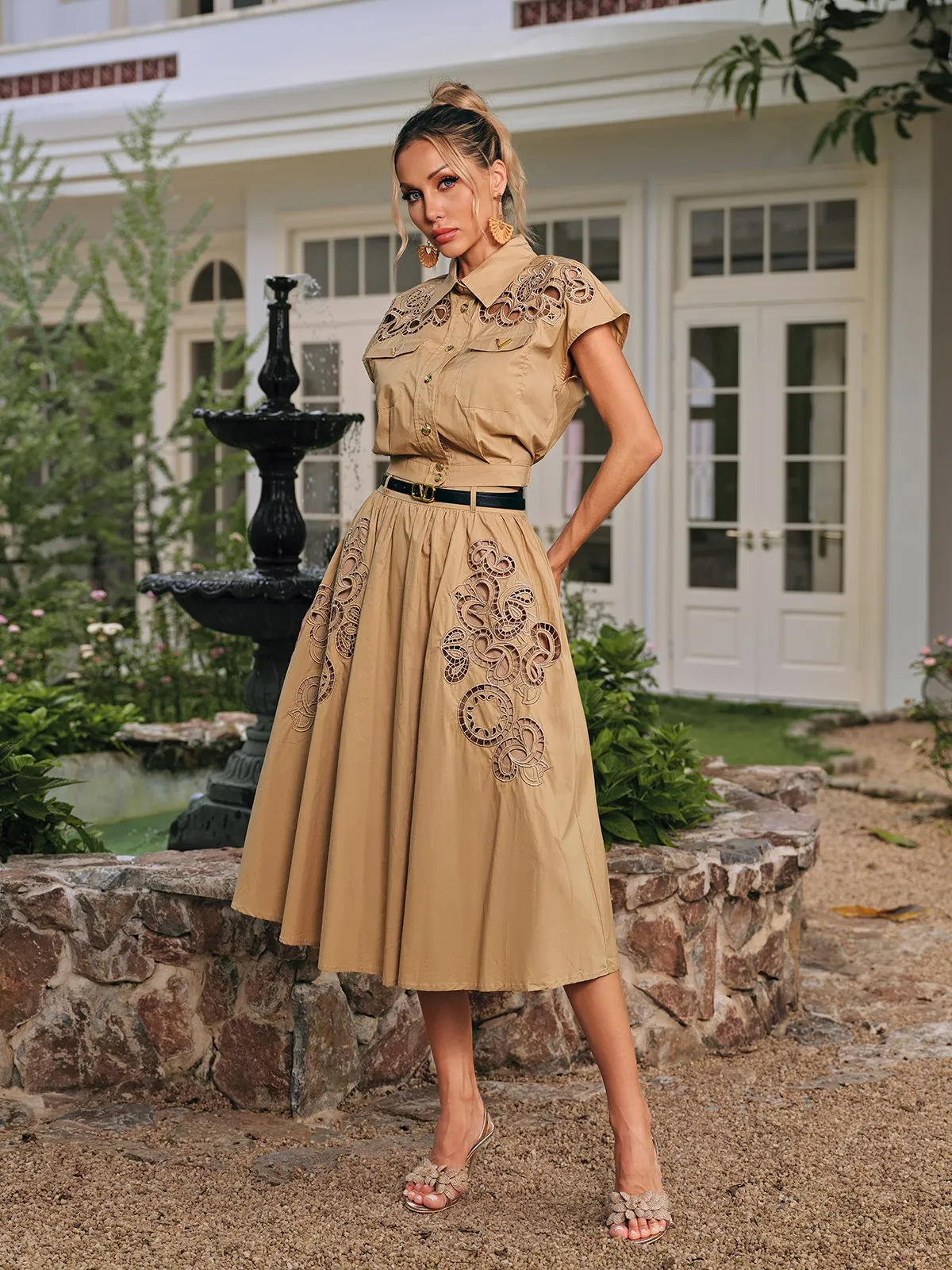 Daldrek Folded Collar Embroidered Skirt Set sold by Mew Mews product image thumbnail 5