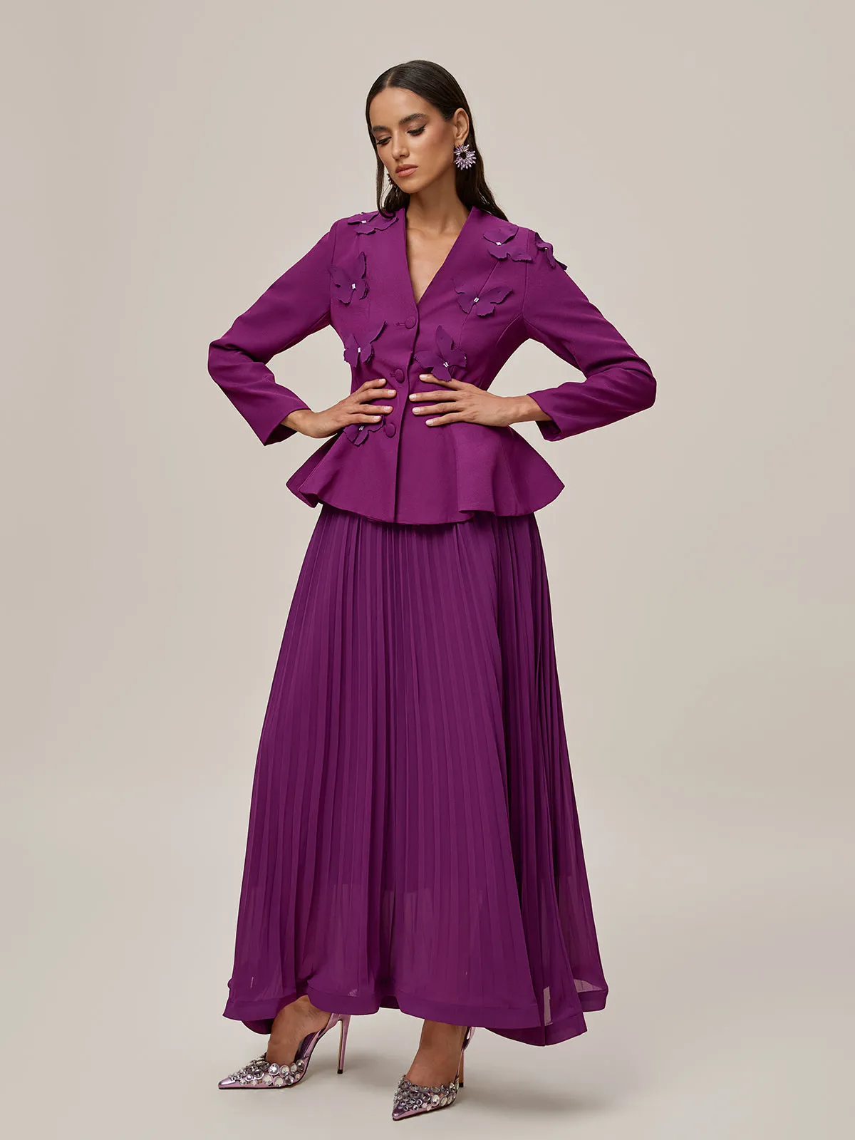 Oraefo V Neck Butterfly Pleated Skirt Set sold by Mew Mews product image thumbnail 4