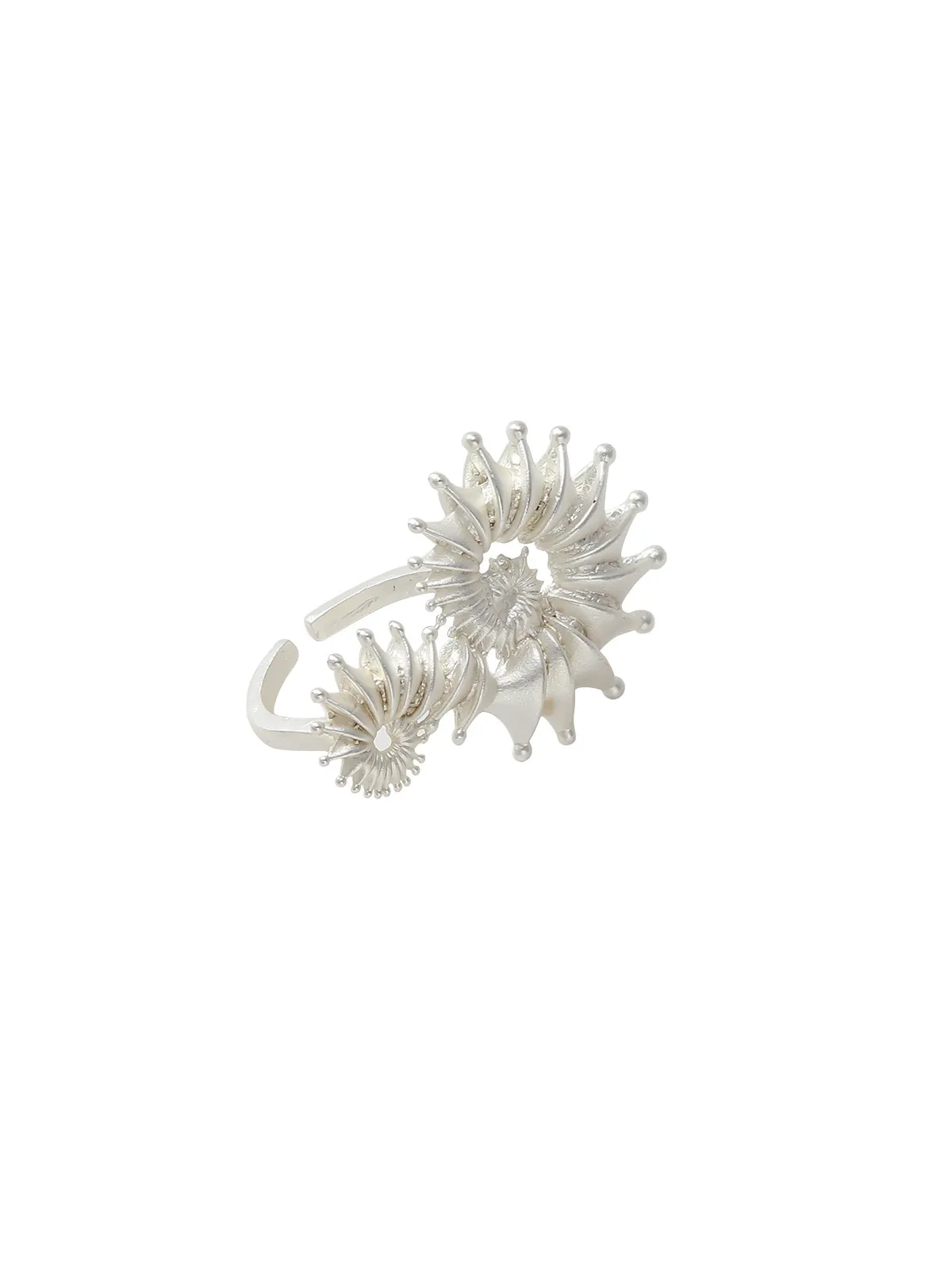 Oihane Shell Ring sold by Mew Mews