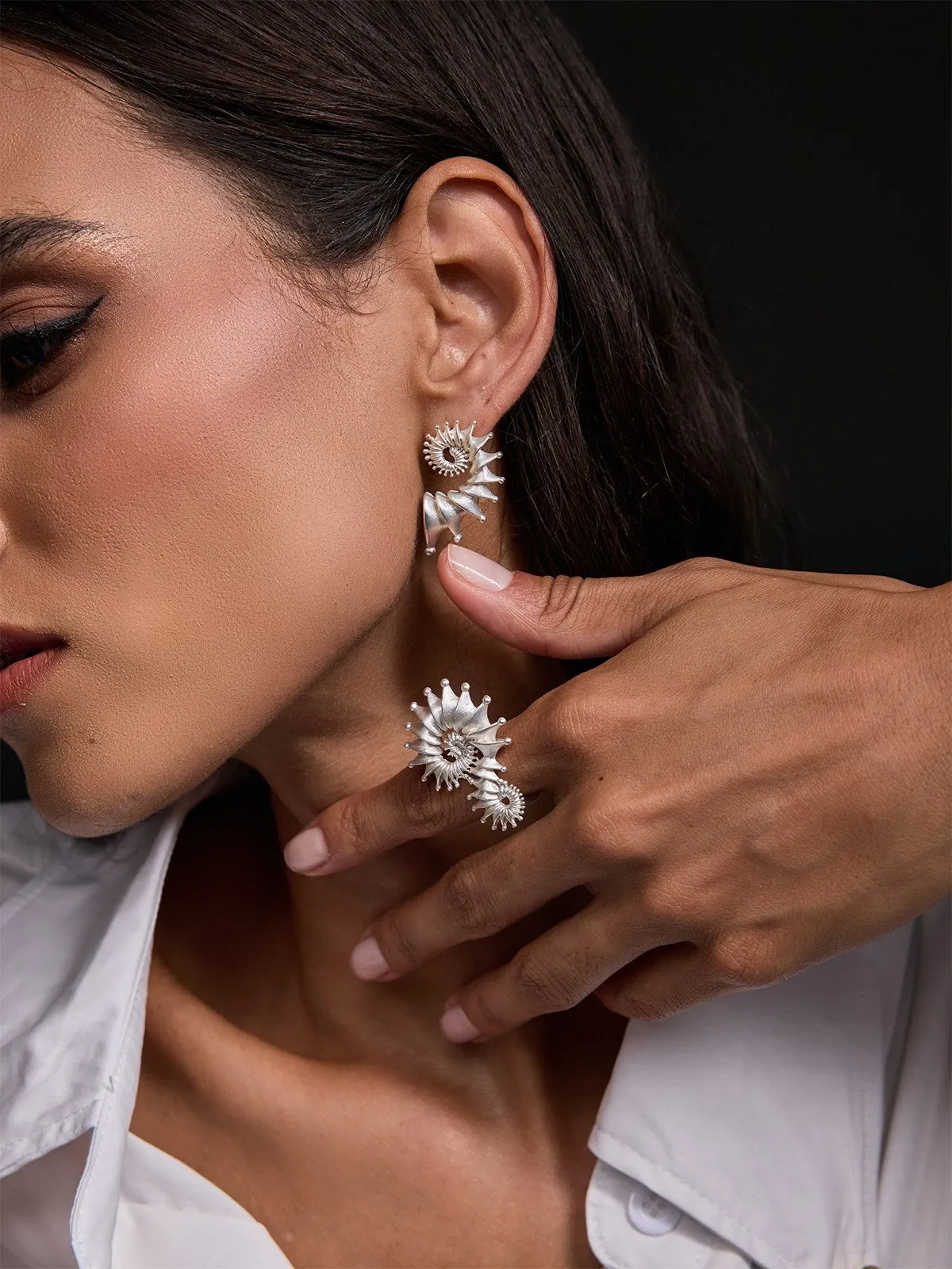 Oihane Shell Ring sold by Mew Mews product image thumbnail 3