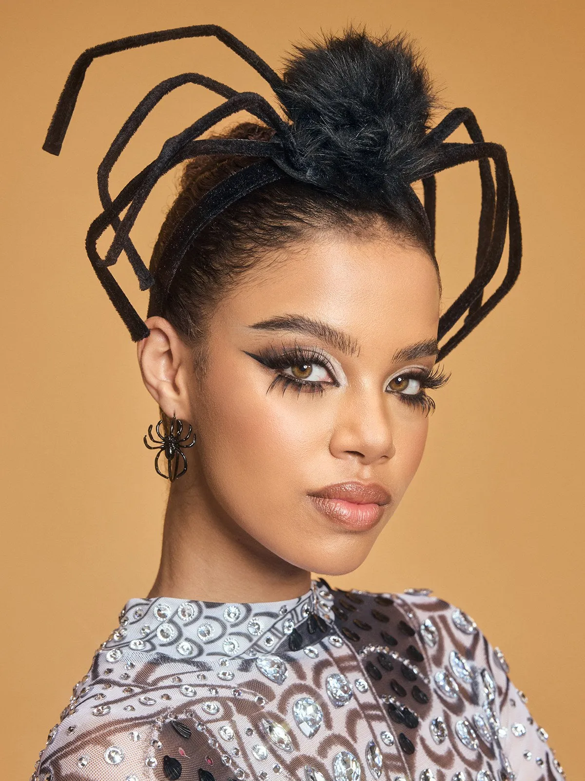 Olthox Spider Headband sold by Mew Mews product image thumbnail 3