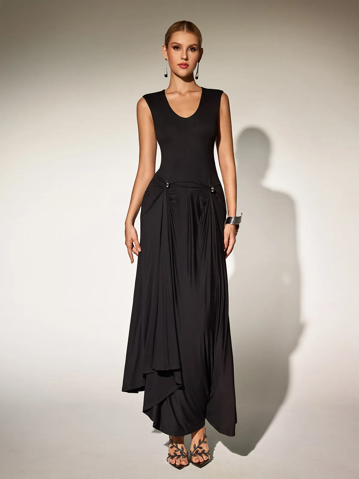 Paldor V Neck Ruched Maxi Dress In Black sold by Mew Mews product image thumbnail 5