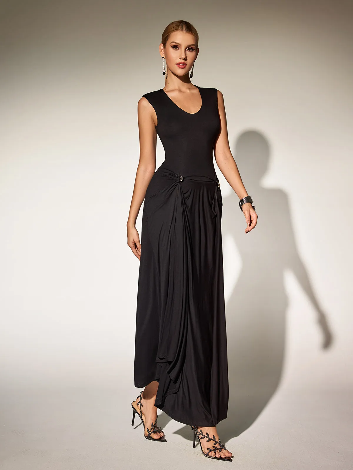 Paldor V Neck Ruched Maxi Dress In Black sold by Mew Mews product image thumbnail 2