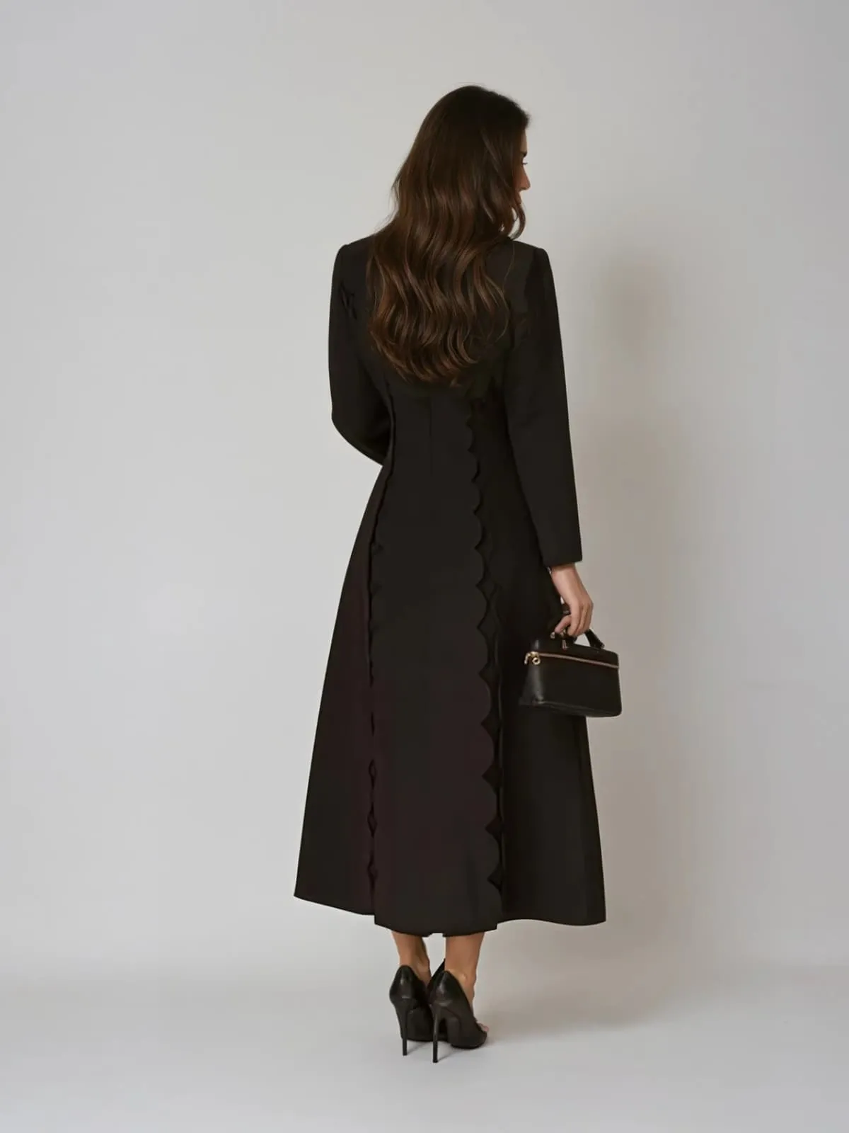 Drusoid V Neck Bow Midi Dress sold by Mew Mews product image thumbnail 4