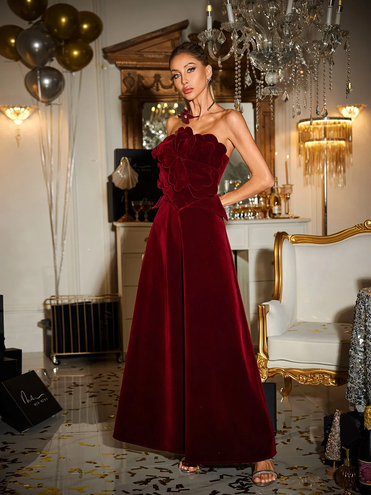 Cairn Strapless Flower Velvet Maxi Dress sold by Mew Mews product image thumbnail 5