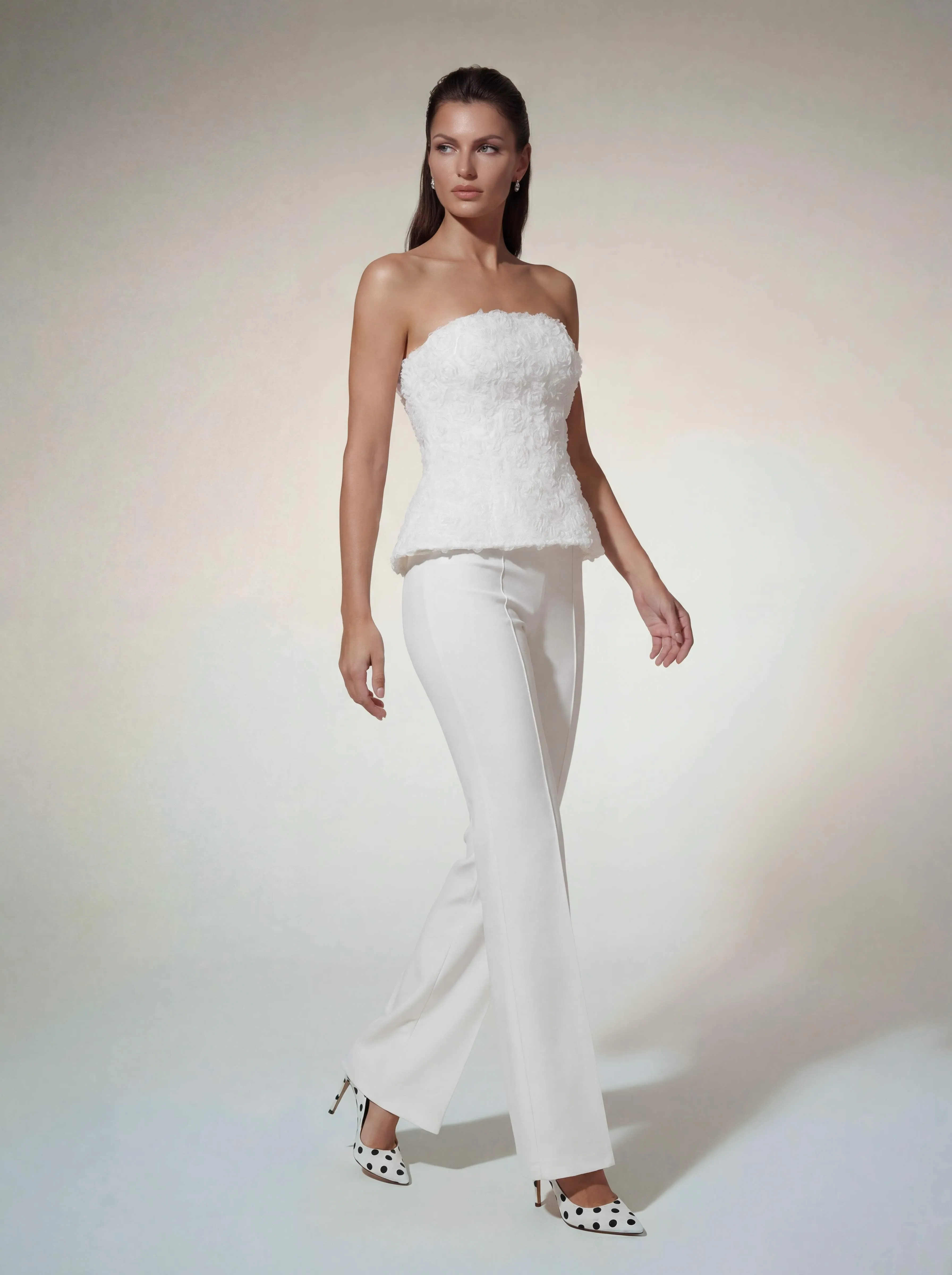 Glyxen Strapless Flower Flare Pants Set sold by Mew Mews product image thumbnail 4