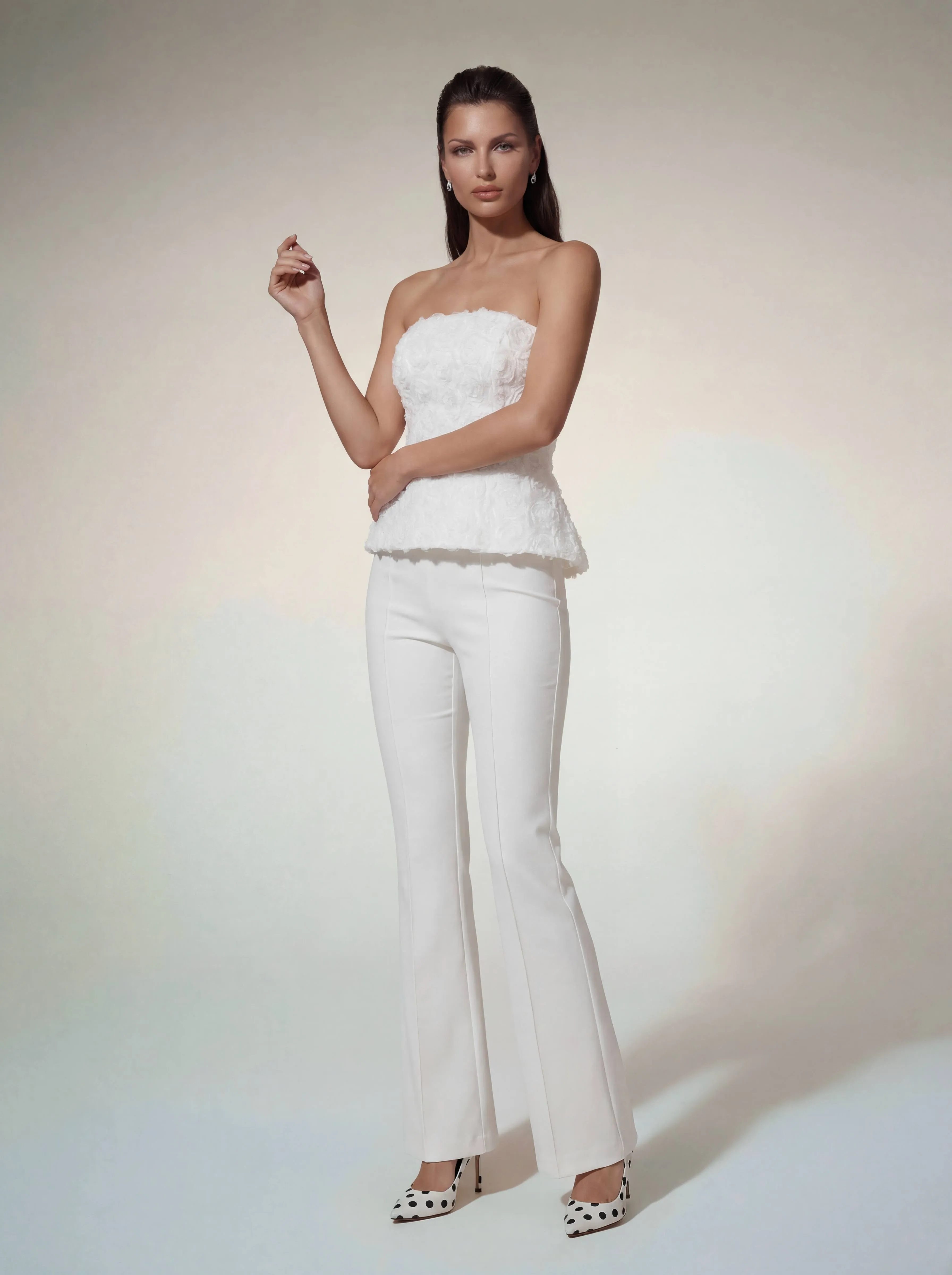 Glyxen Strapless Flower Flare Pants Set sold by Mew Mews product image thumbnail 3